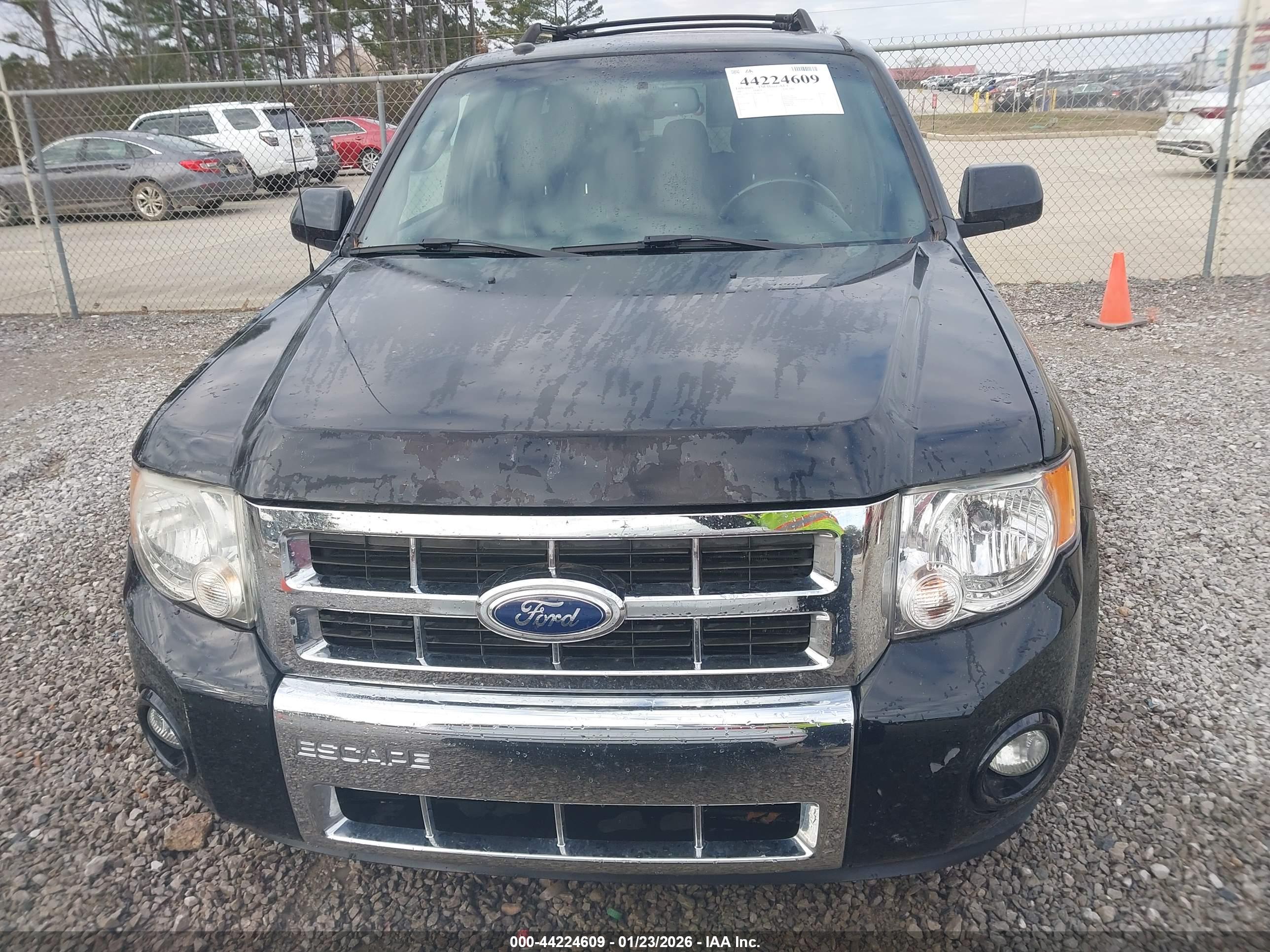 FORD ESCAPE image 6