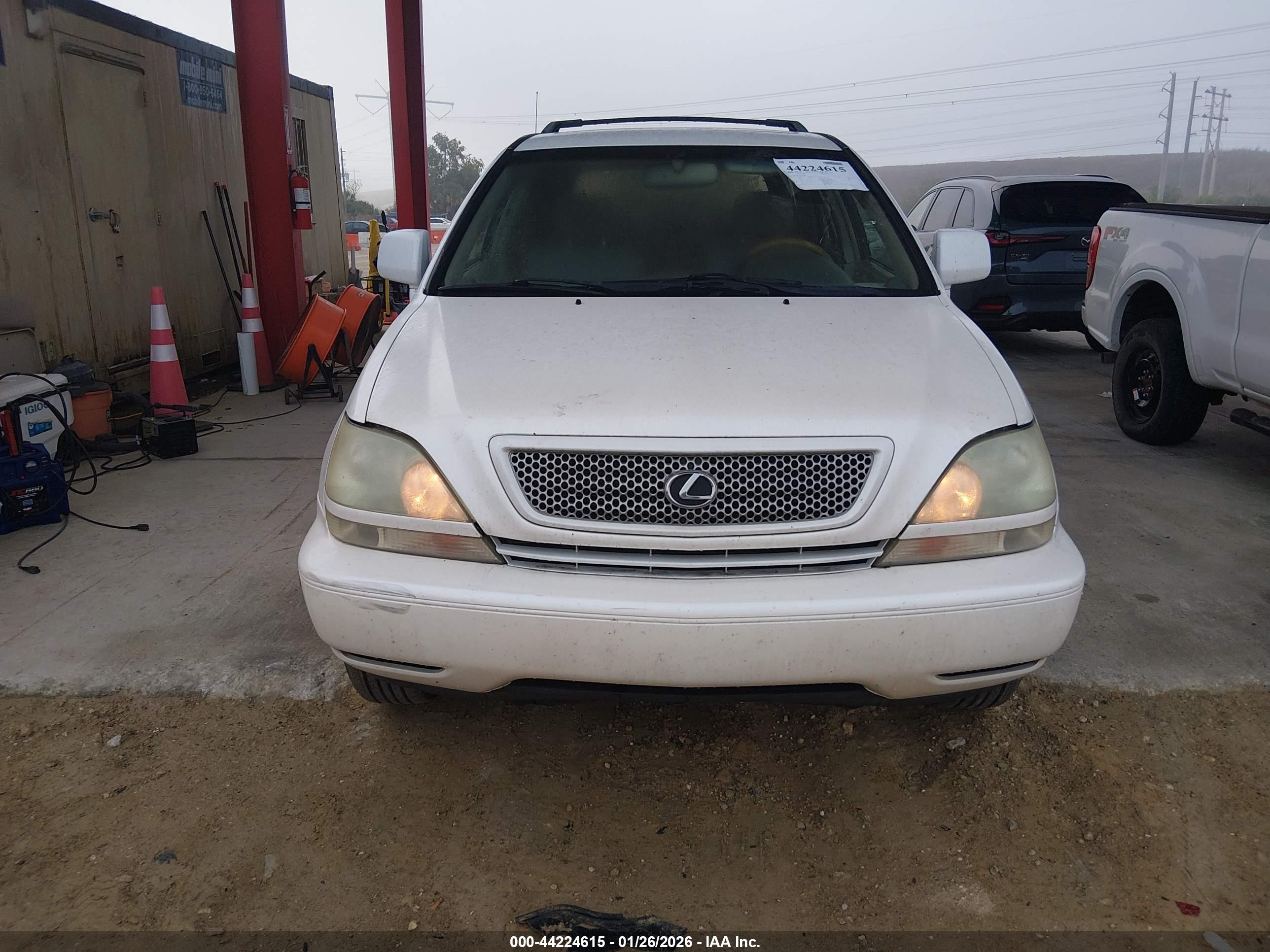 LEXUS RX image 6