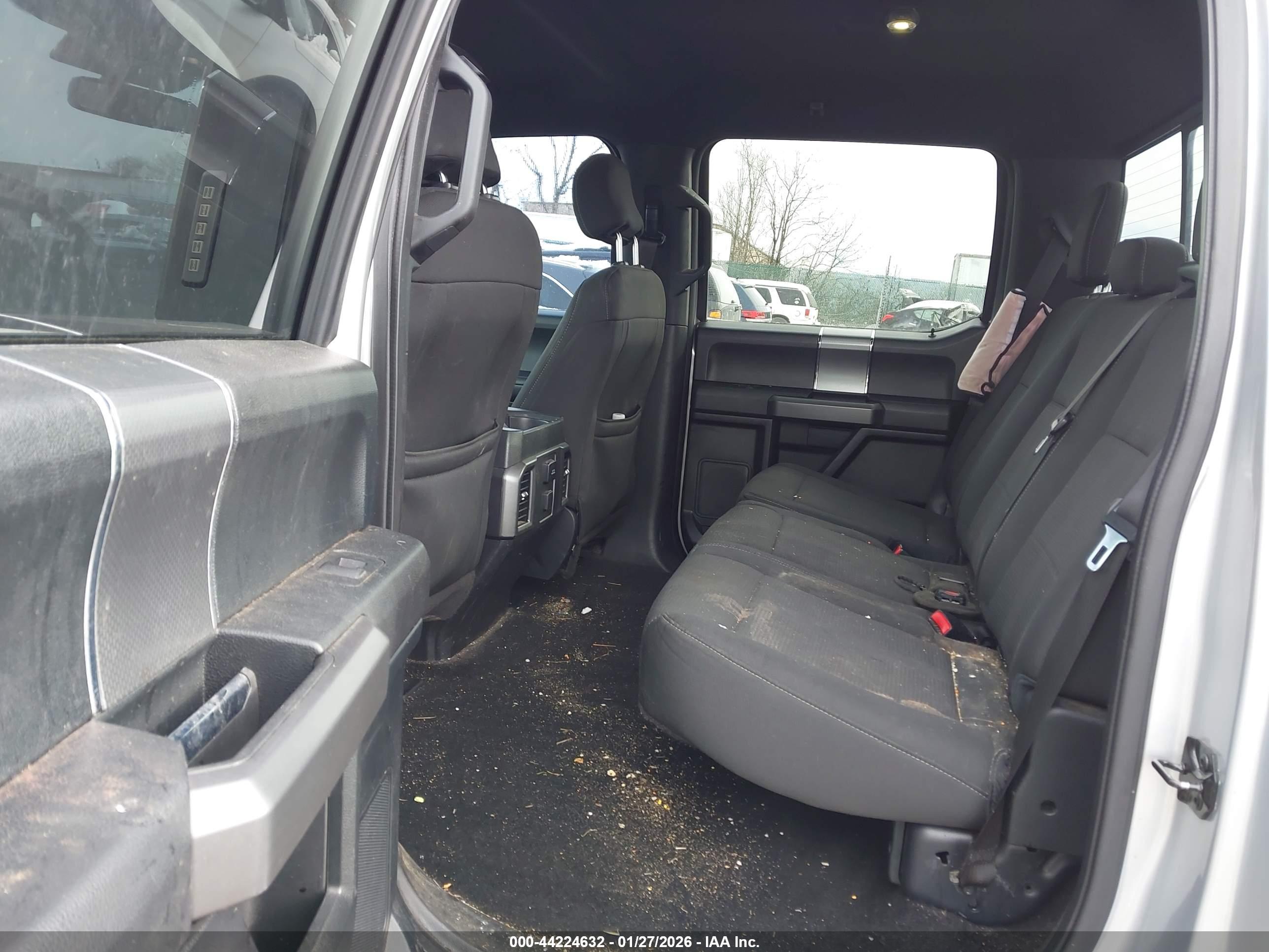 FORD F-150 image 8