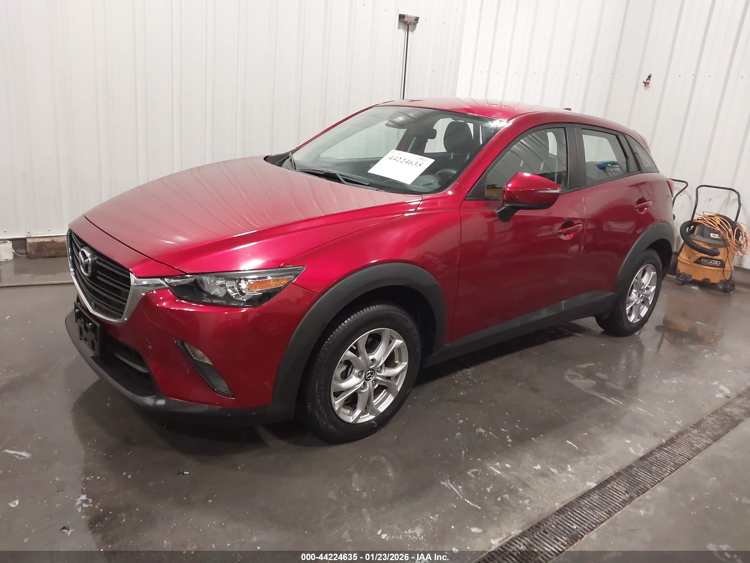 MAZDA CX-3 image 2