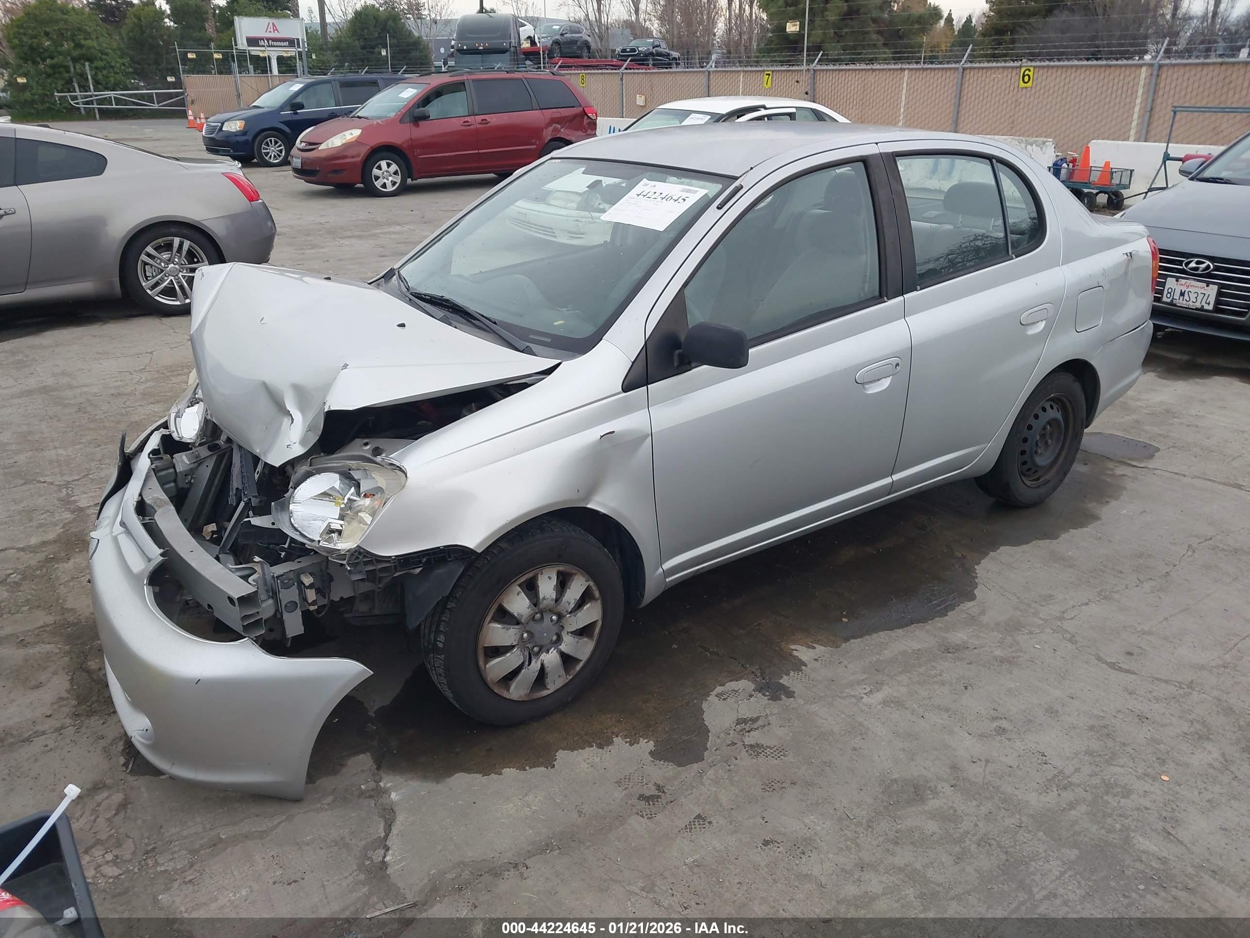 TOYOTA ECHO image 2