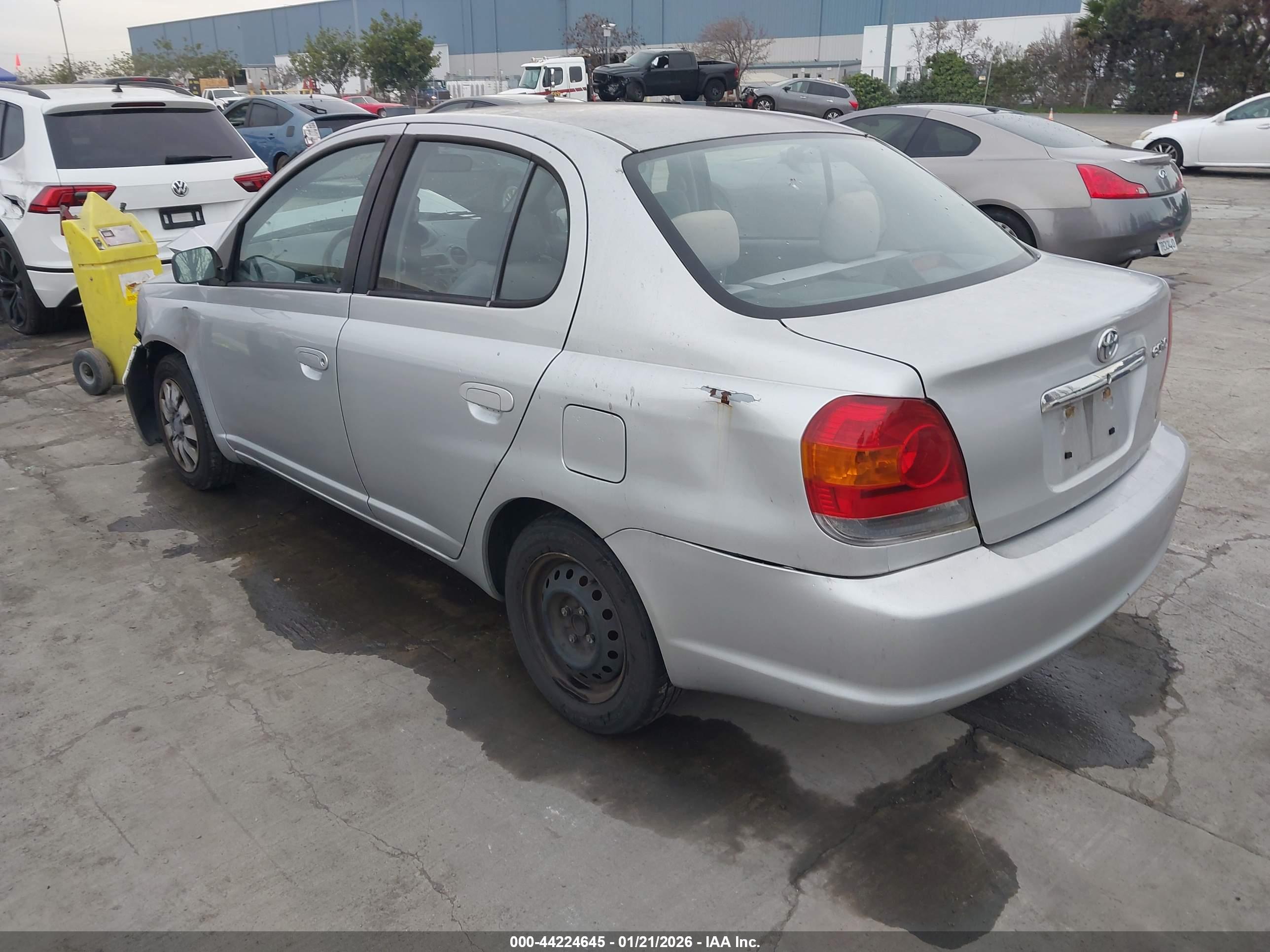 TOYOTA ECHO image 3