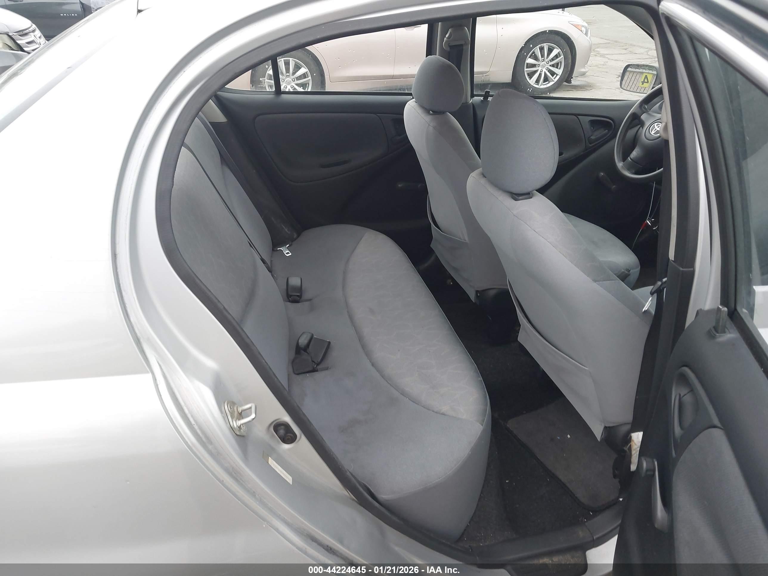 TOYOTA ECHO image 8