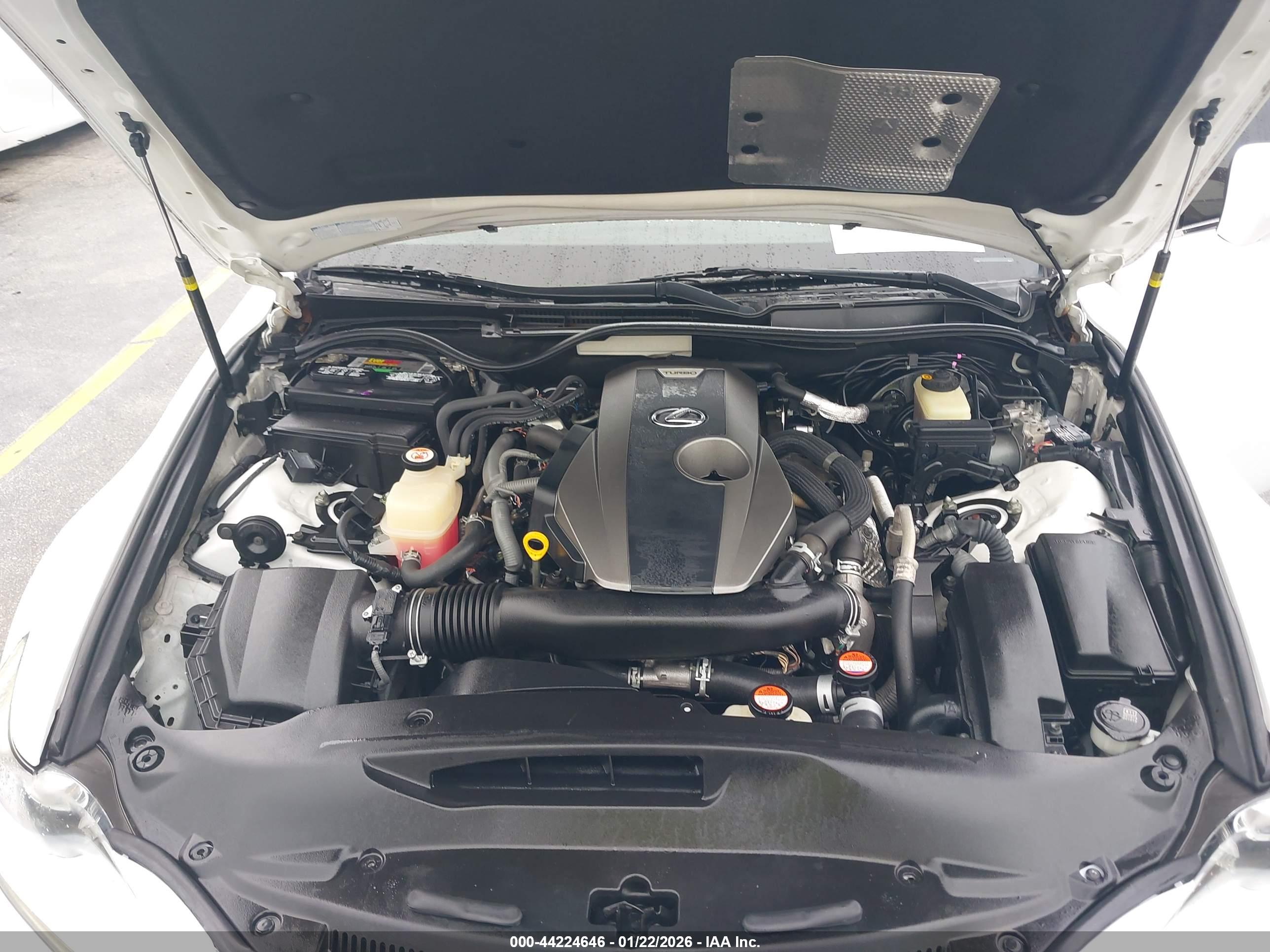 LEXUS IS image 10