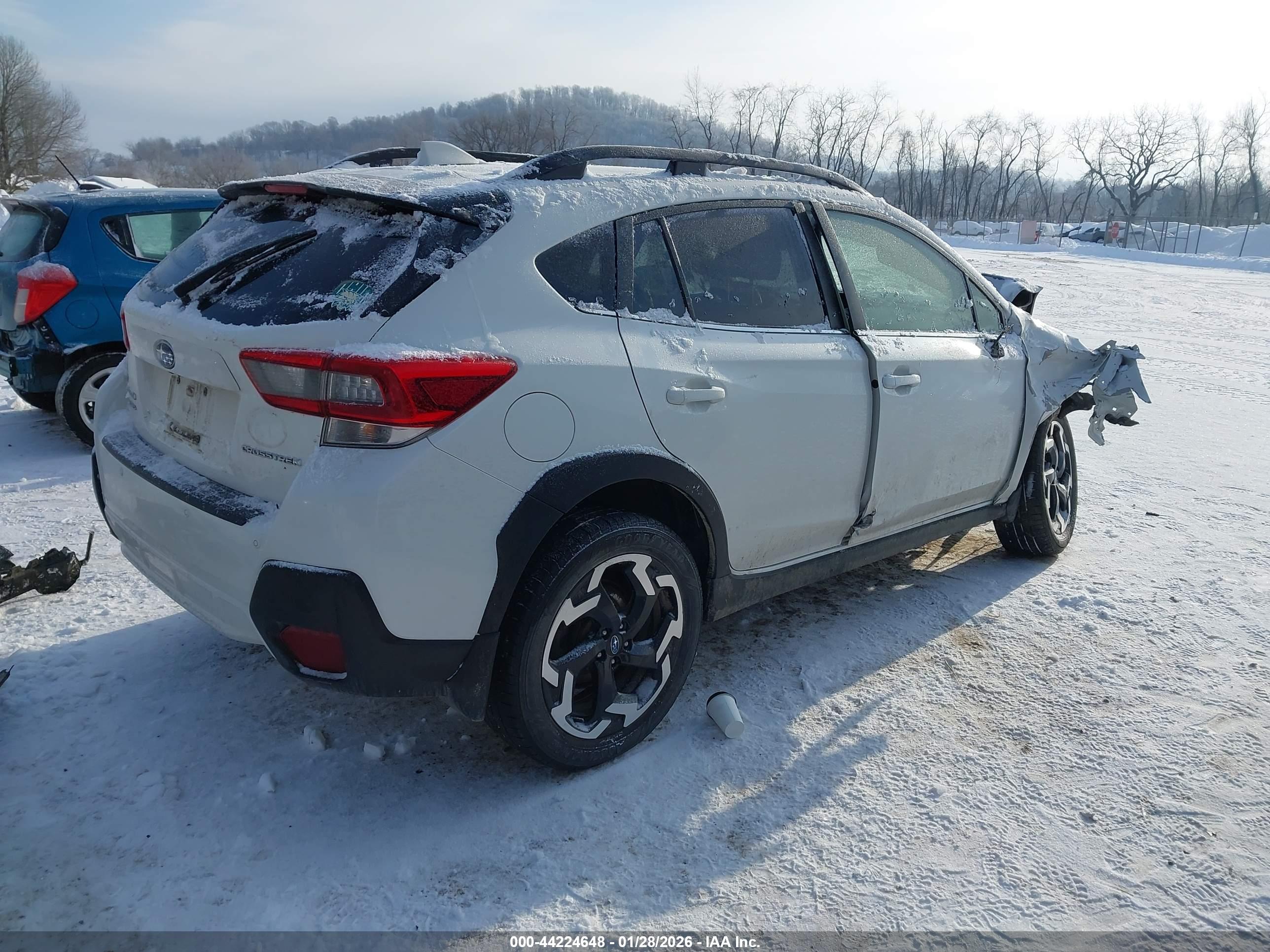 SUBARU CROSSTREK image 4