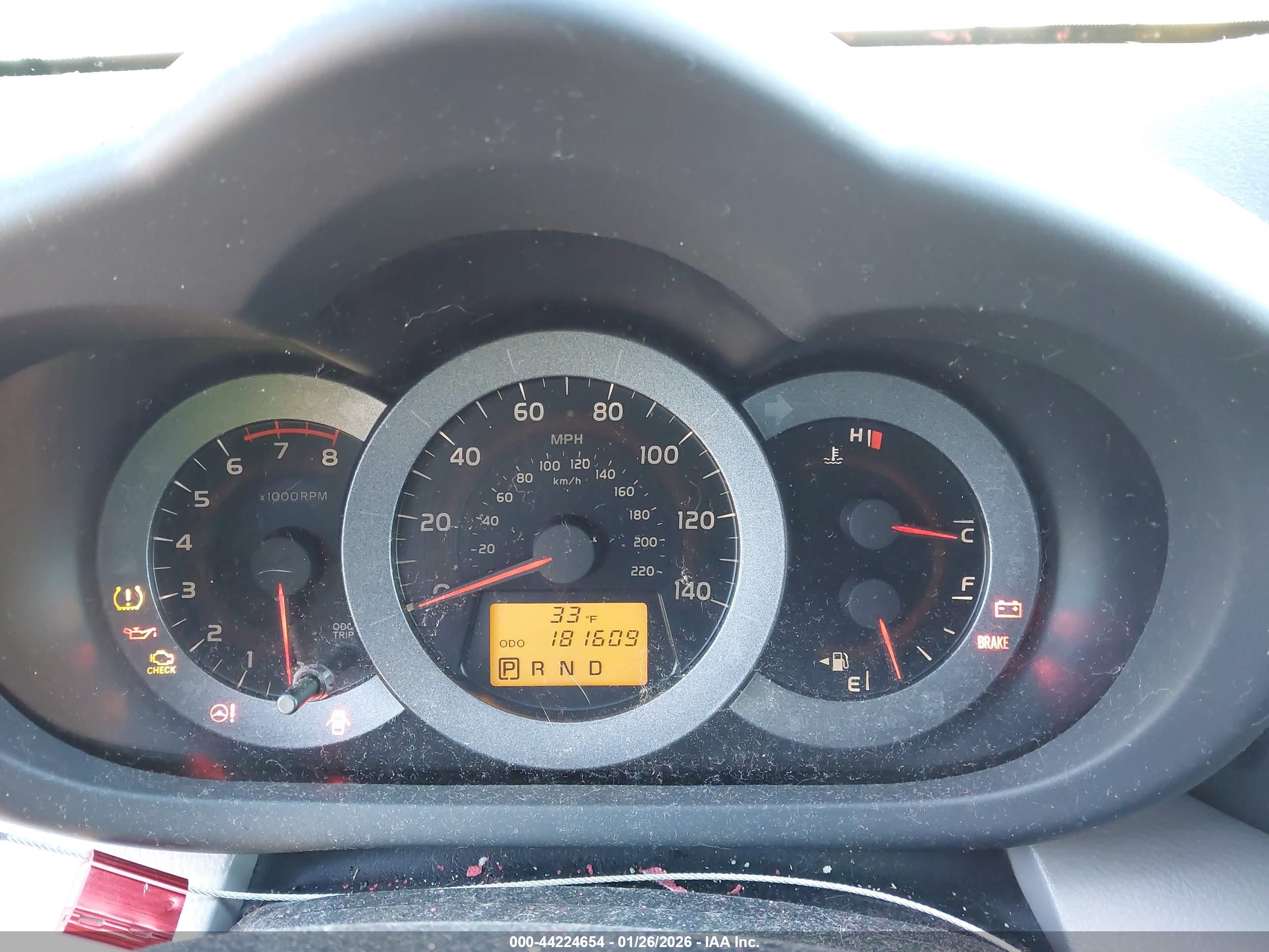 TOYOTA RAV4 image 7