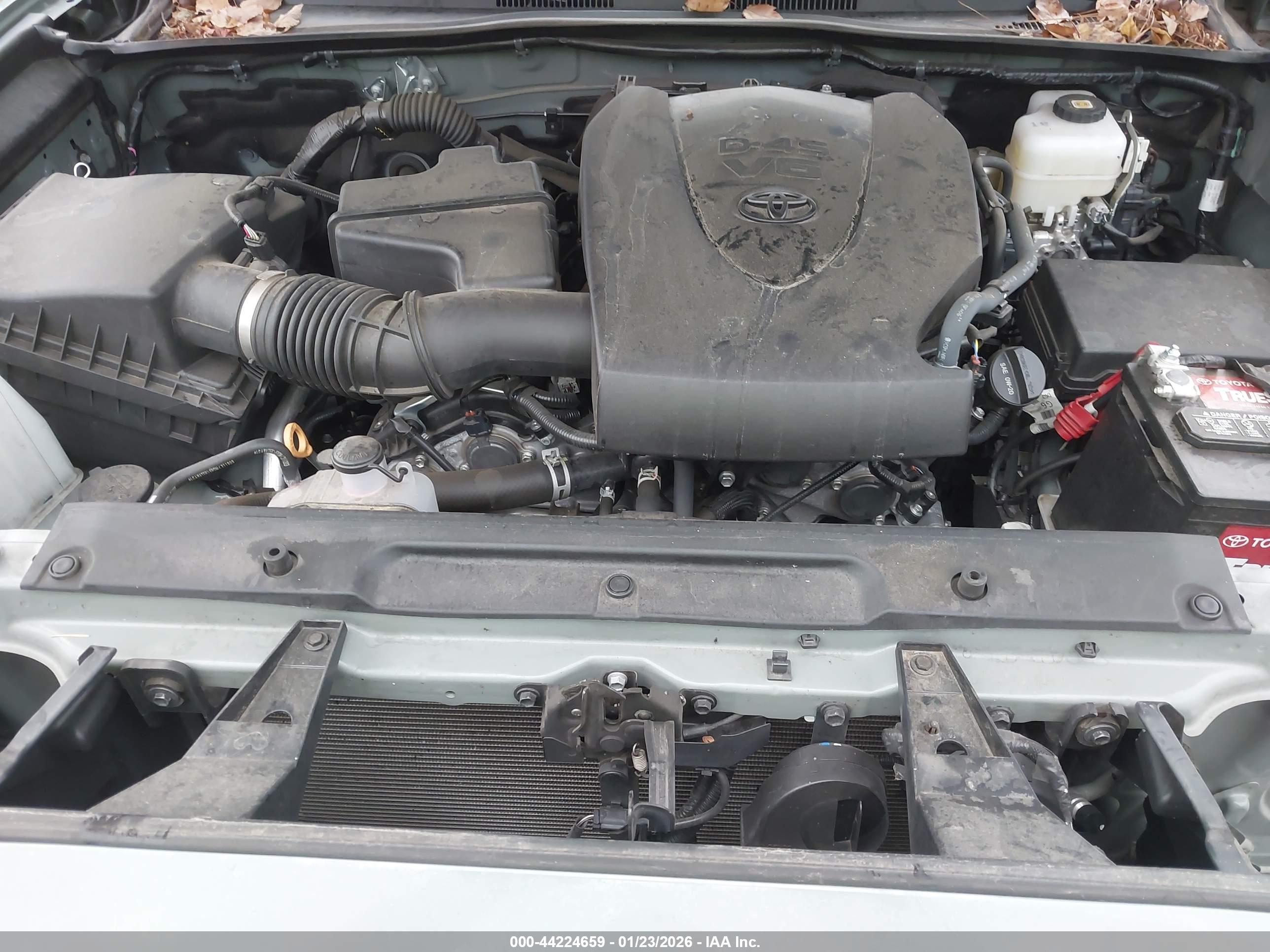 TOYOTA TACOMA image 10