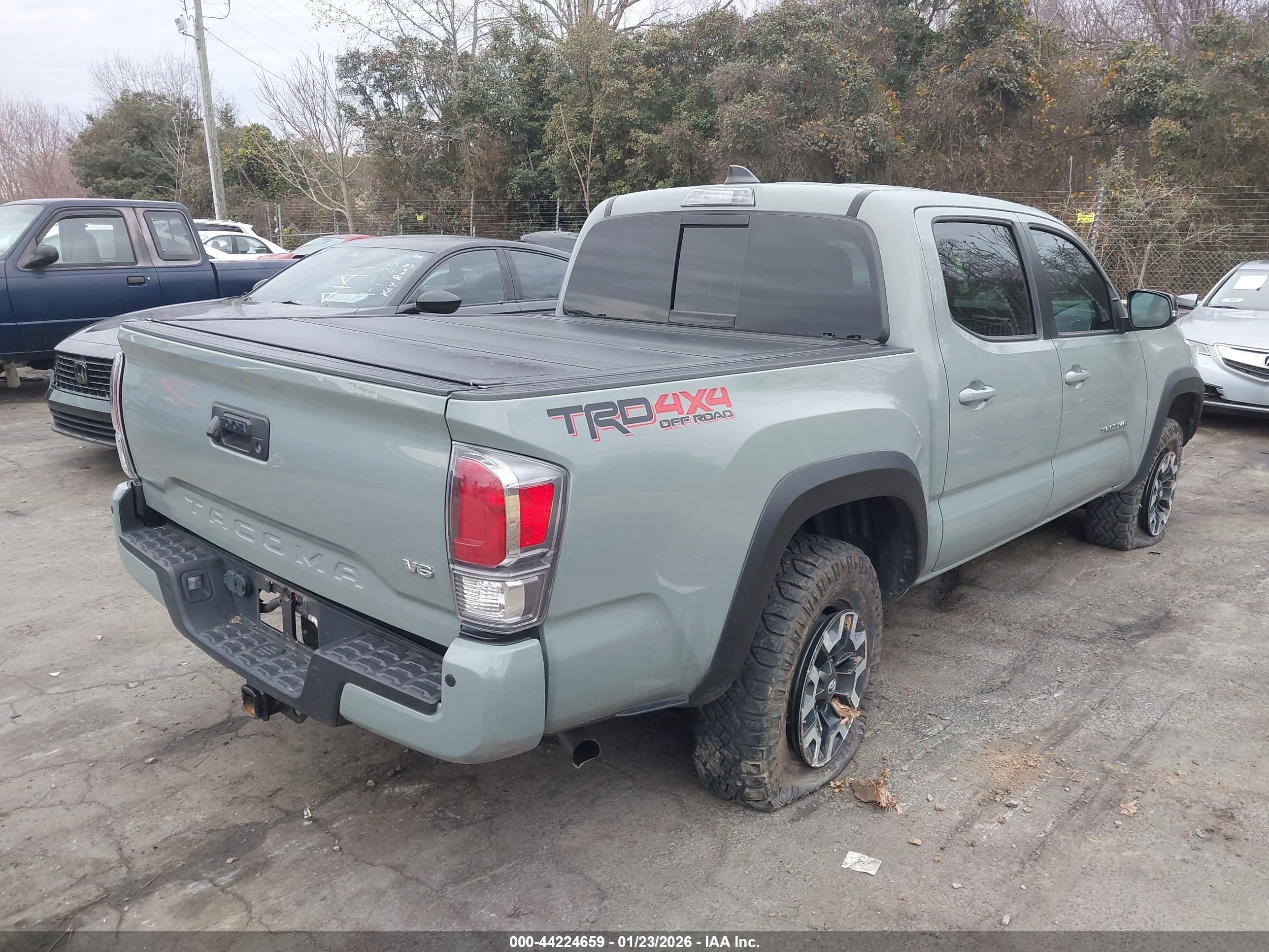 TOYOTA TACOMA image 4