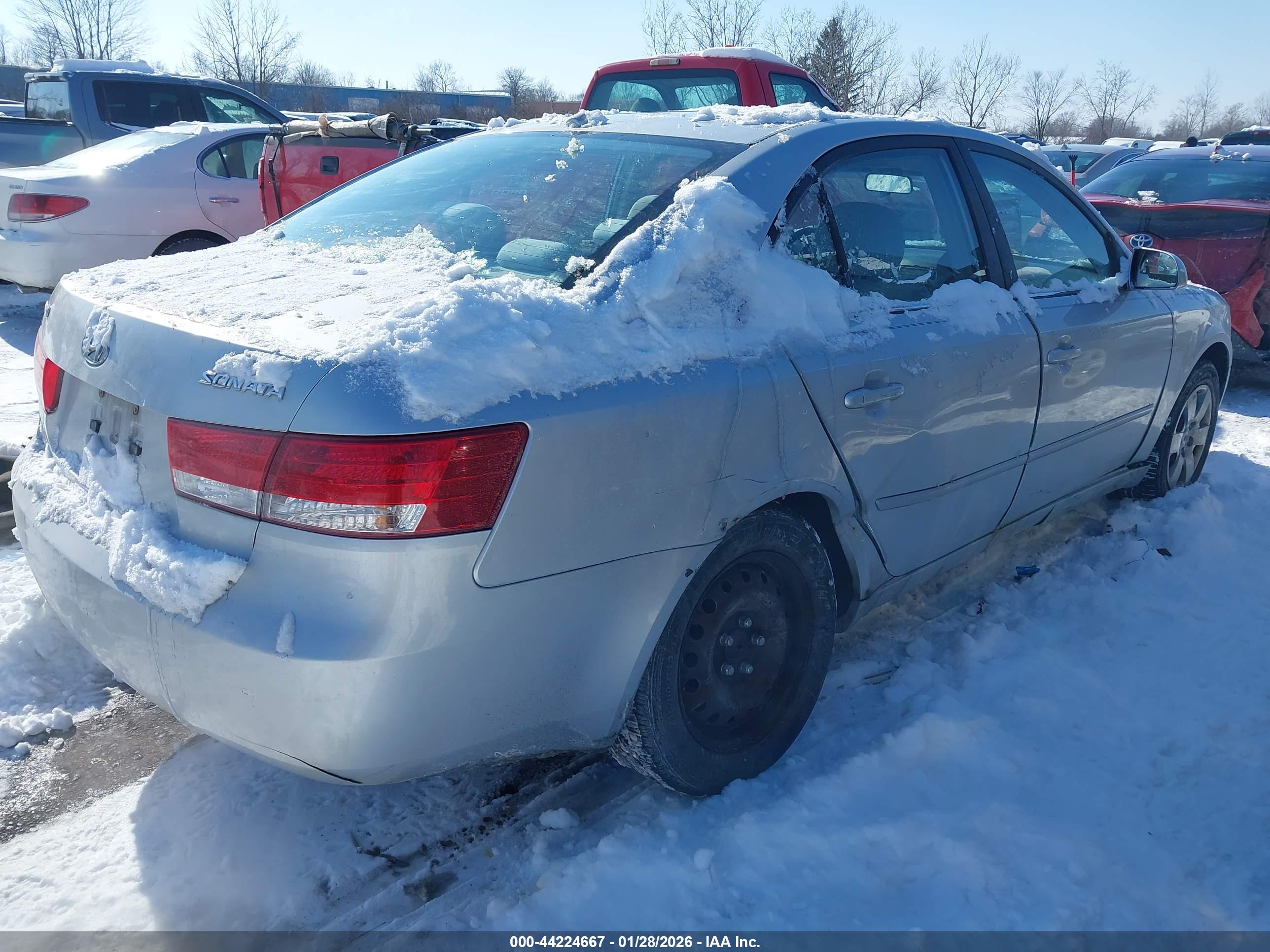 HYUNDAI SONATA image 4