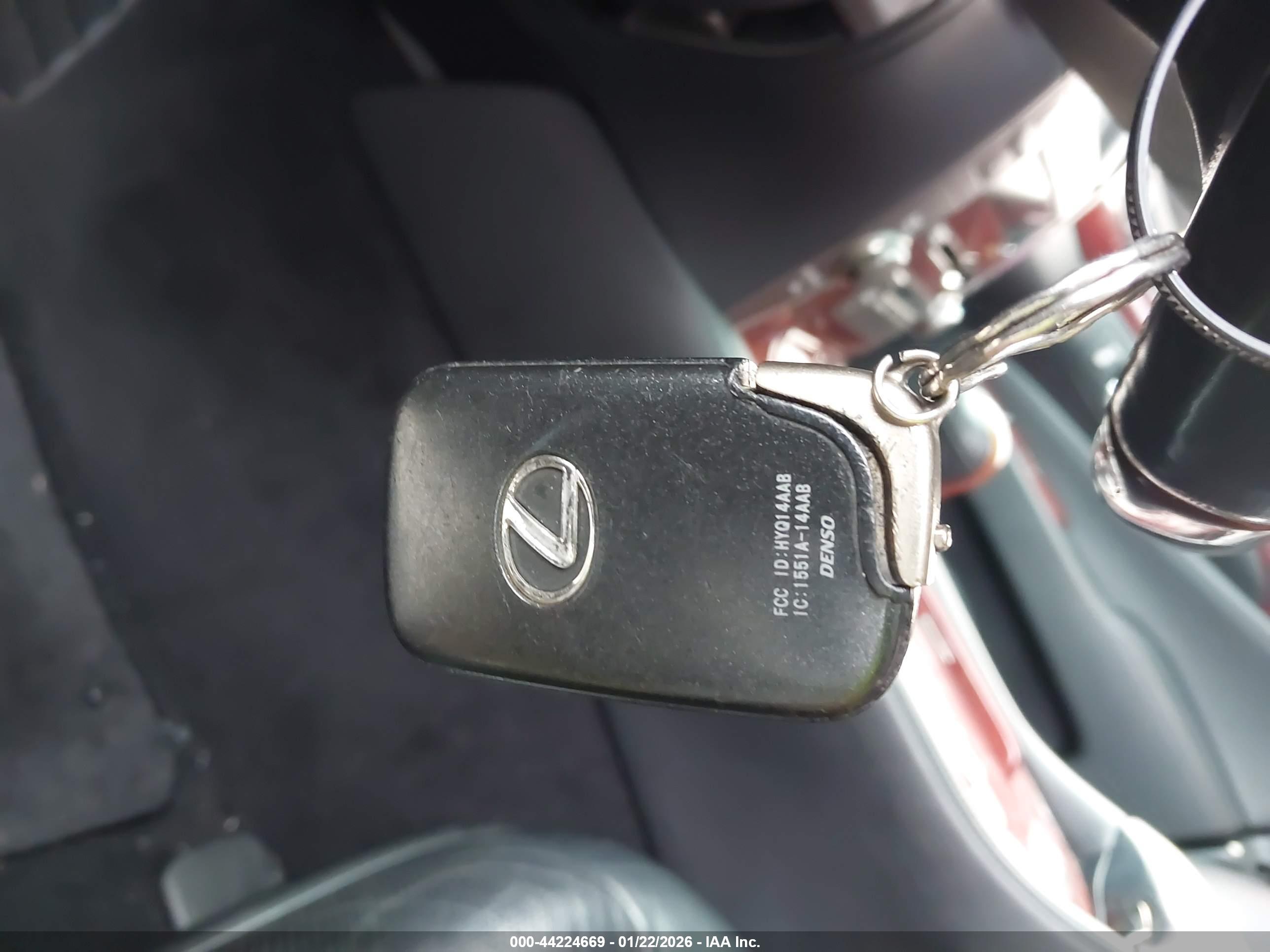 LEXUS LS image 11