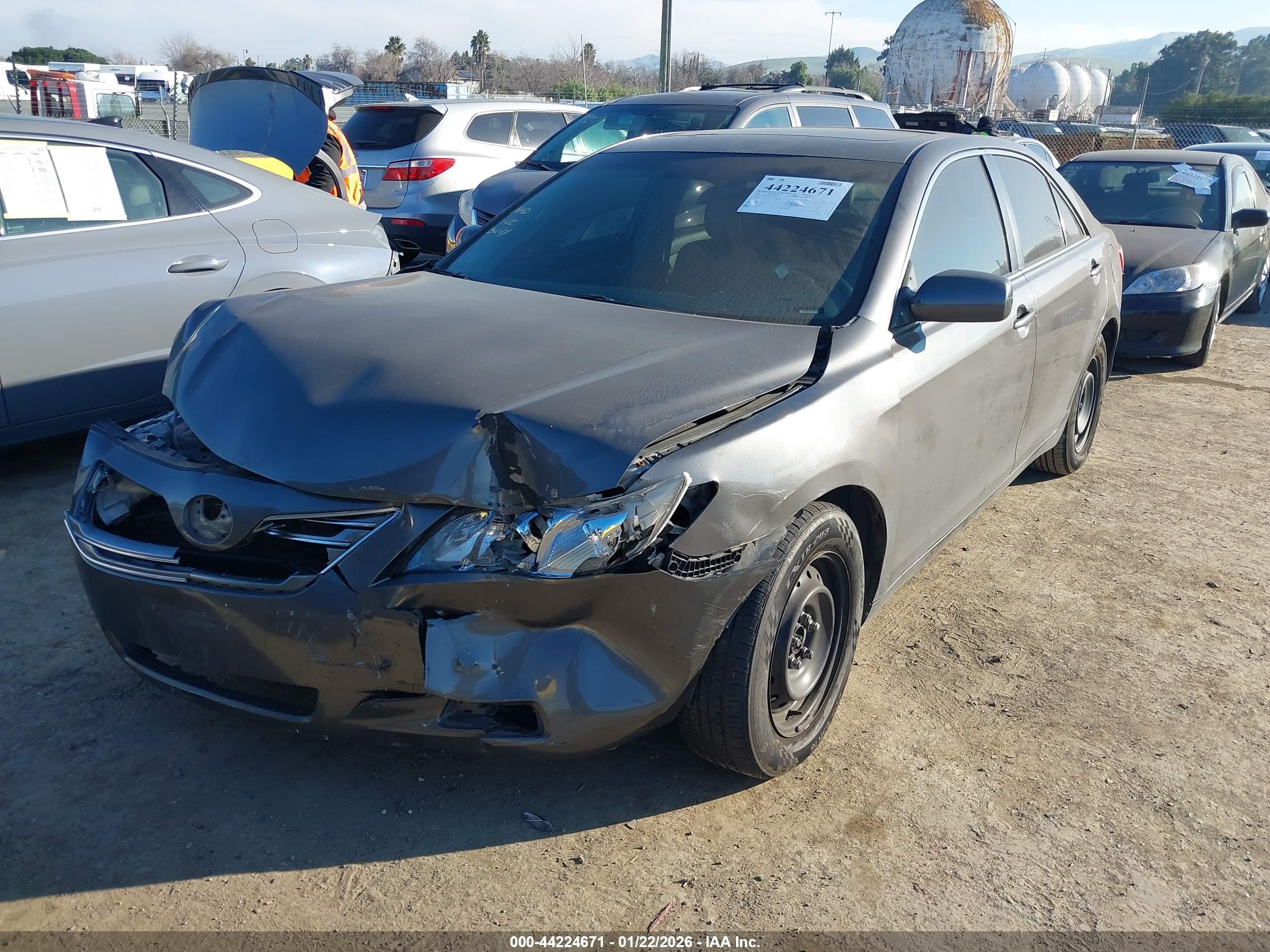 TOYOTA CAMRY image 6