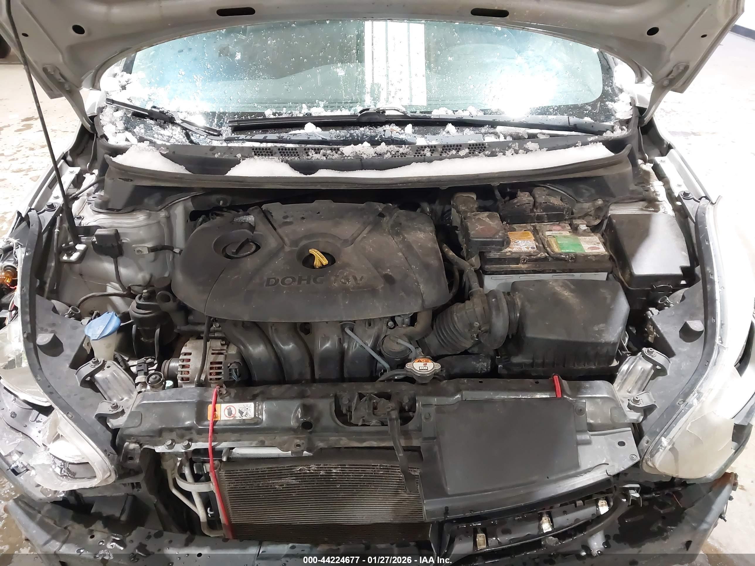 HYUNDAI ELANTRA image 10