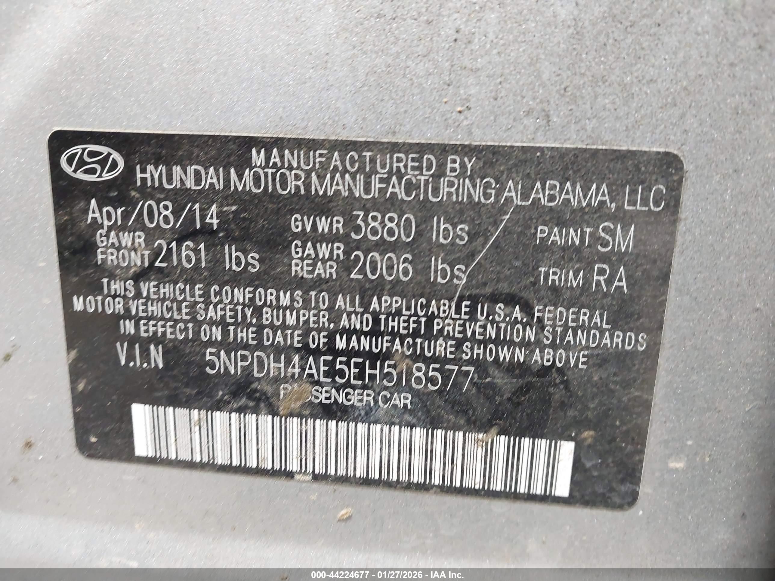 HYUNDAI ELANTRA image 9