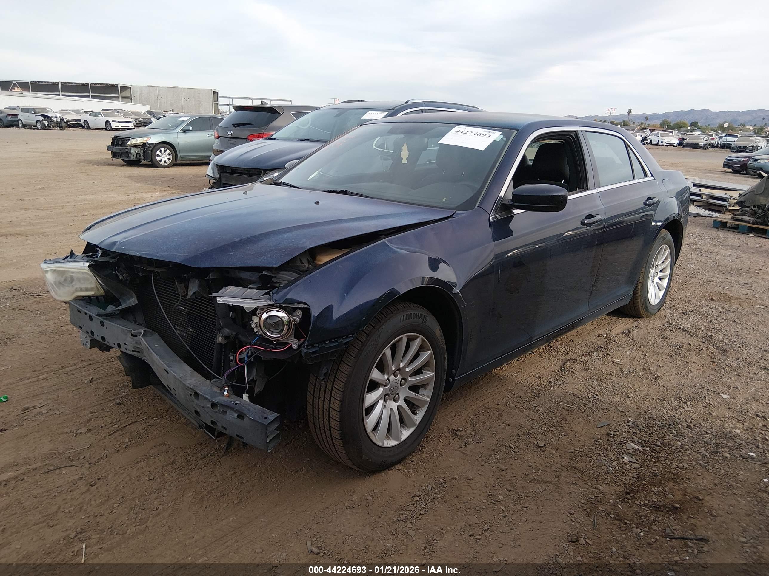 CHRYSLER 300 image 2