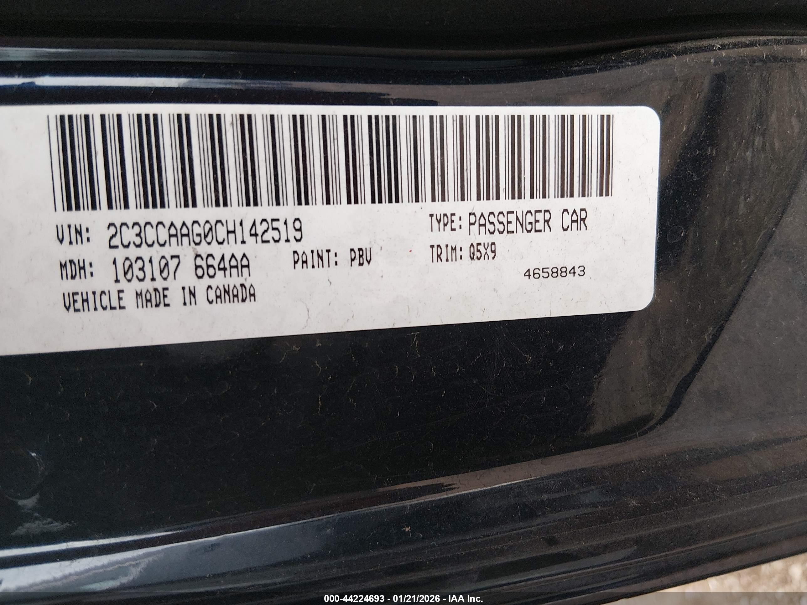 CHRYSLER 300 image 9