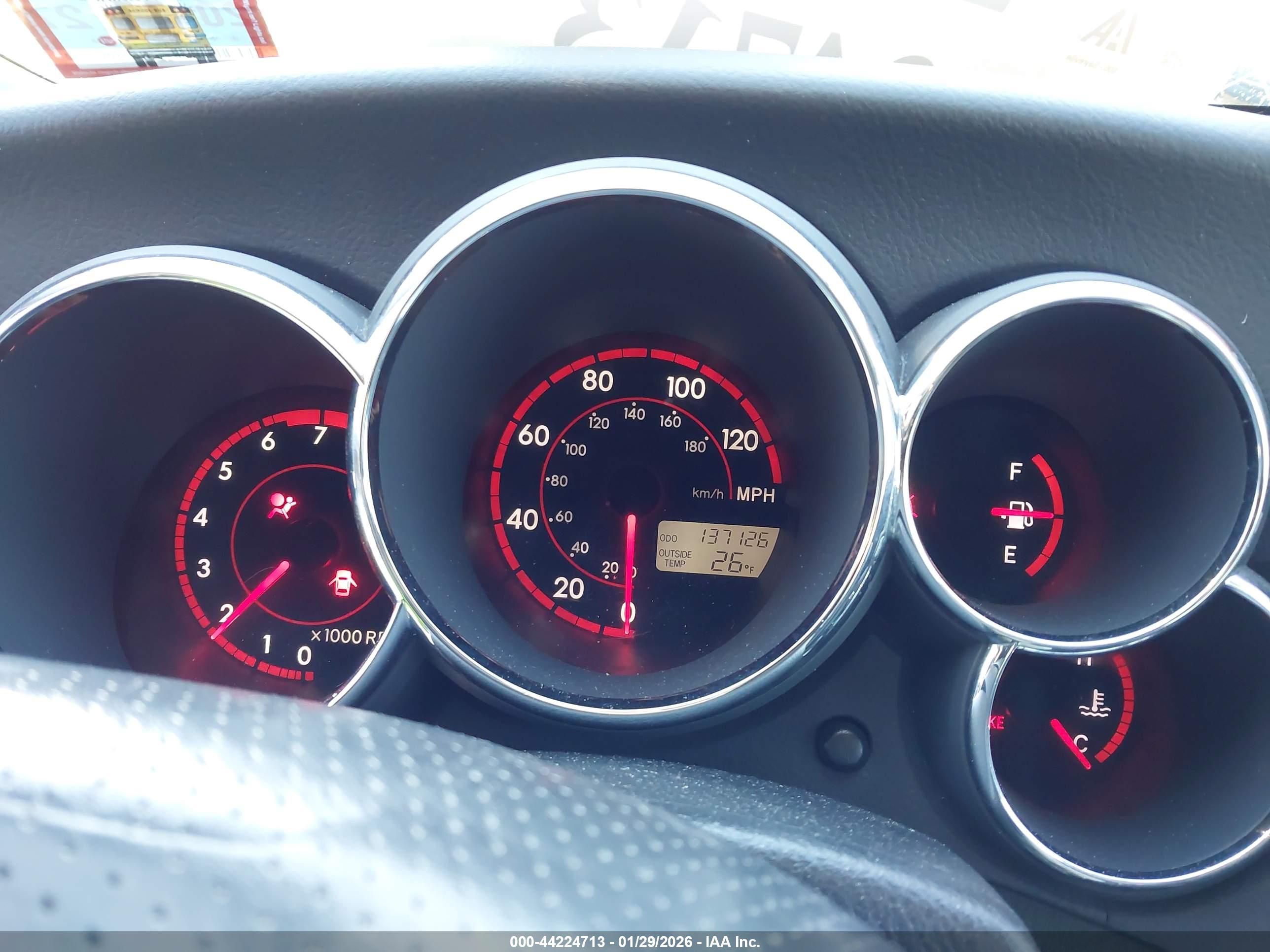 TOYOTA MATRIX image 7