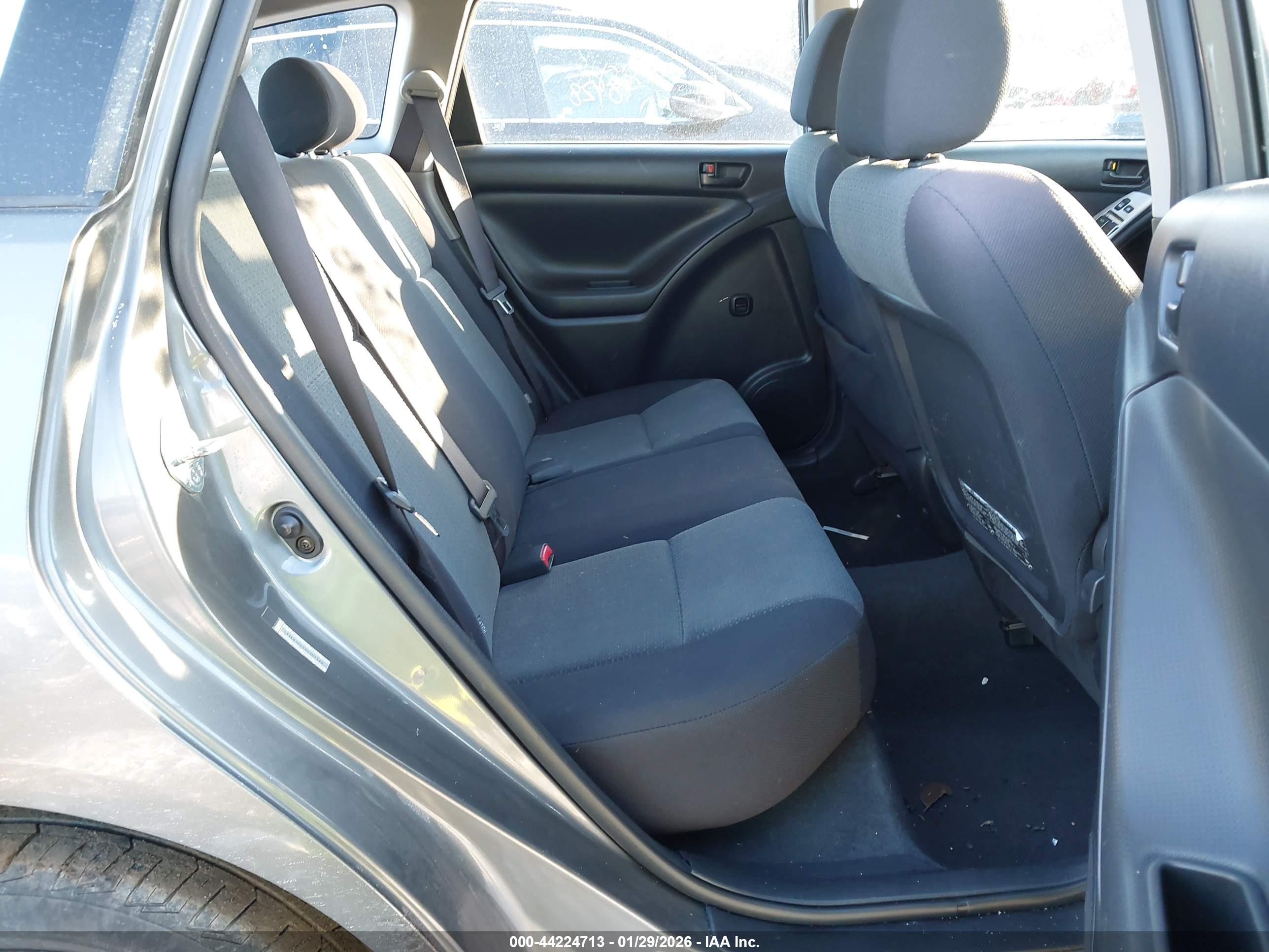TOYOTA MATRIX image 8