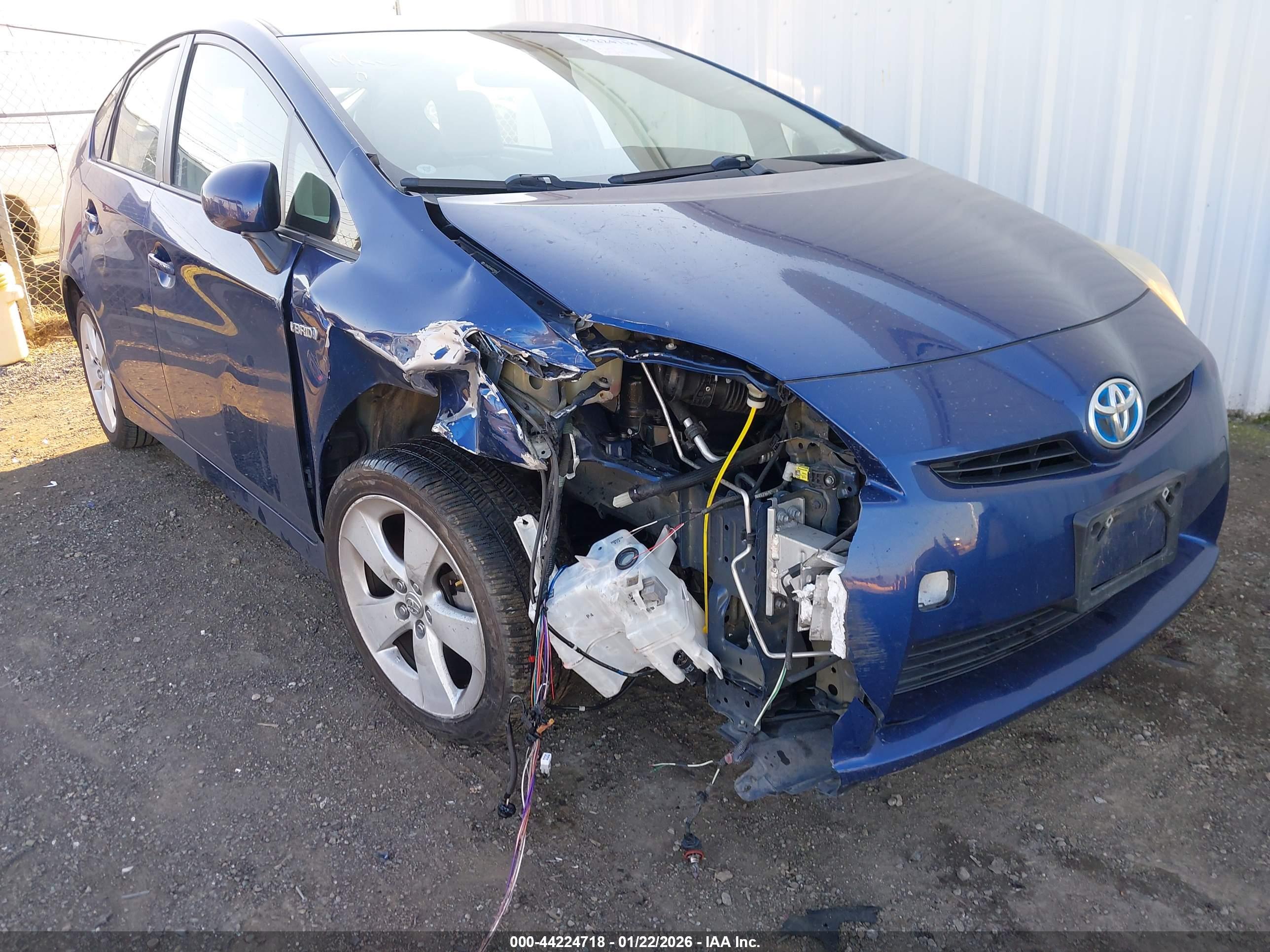 TOYOTA PRIUS image 6