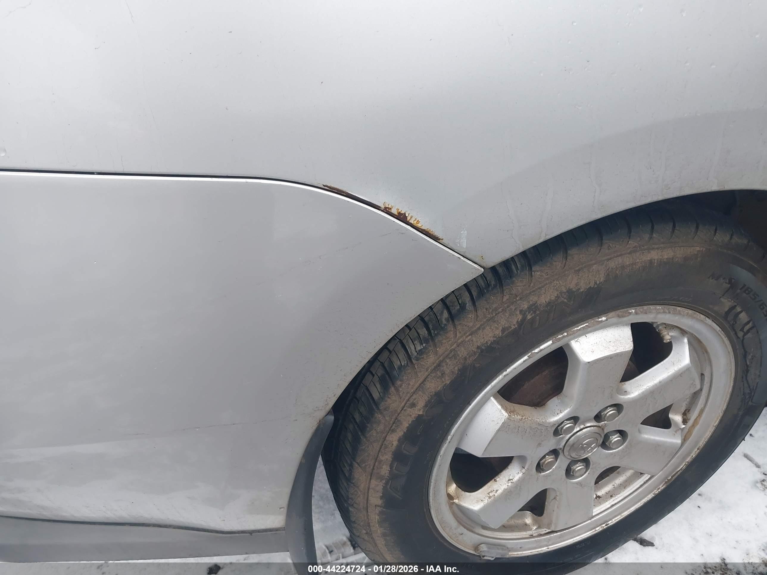 TOYOTA PRIUS image 6