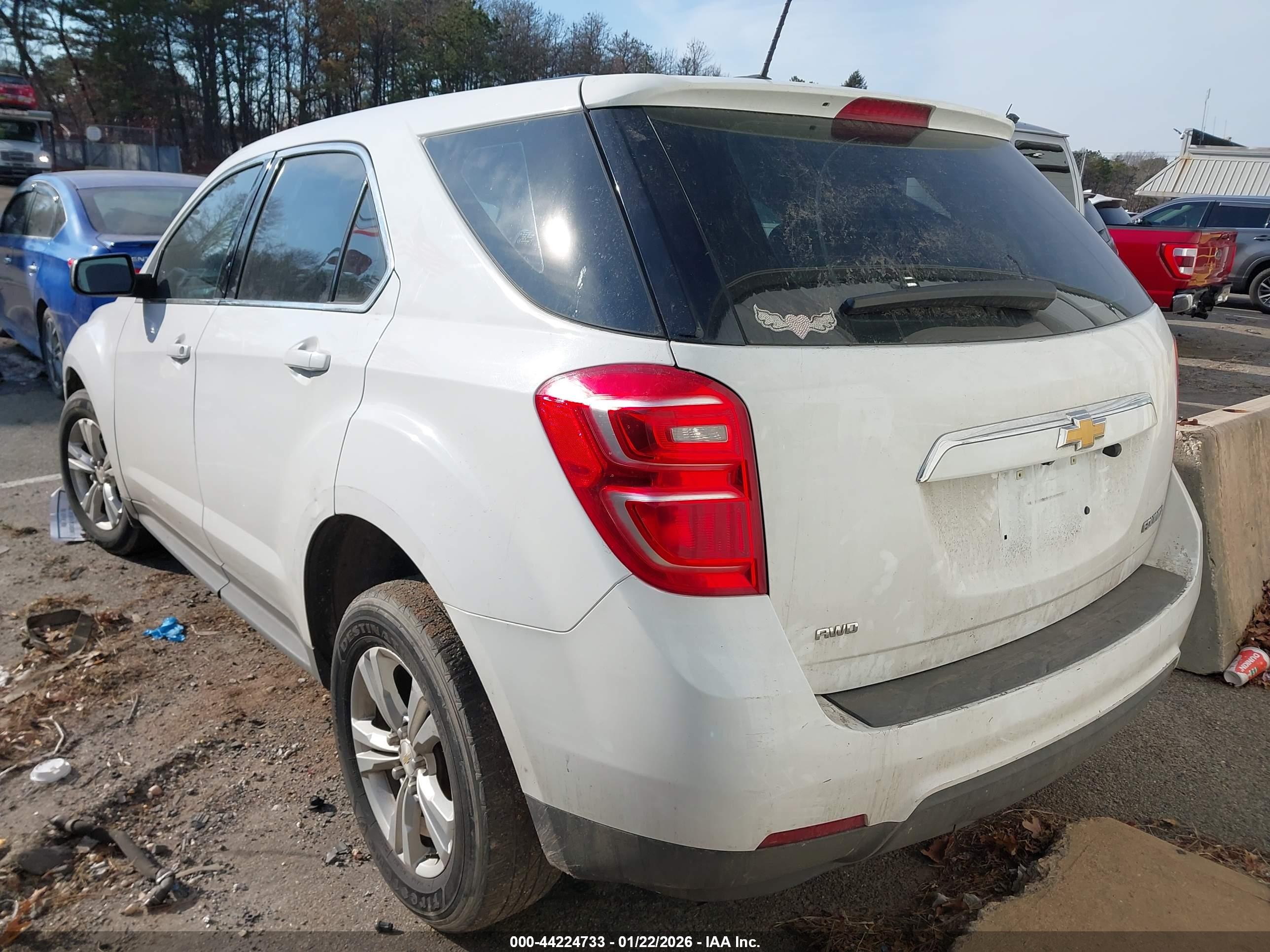 CHEVROLET EQUINOX image 3