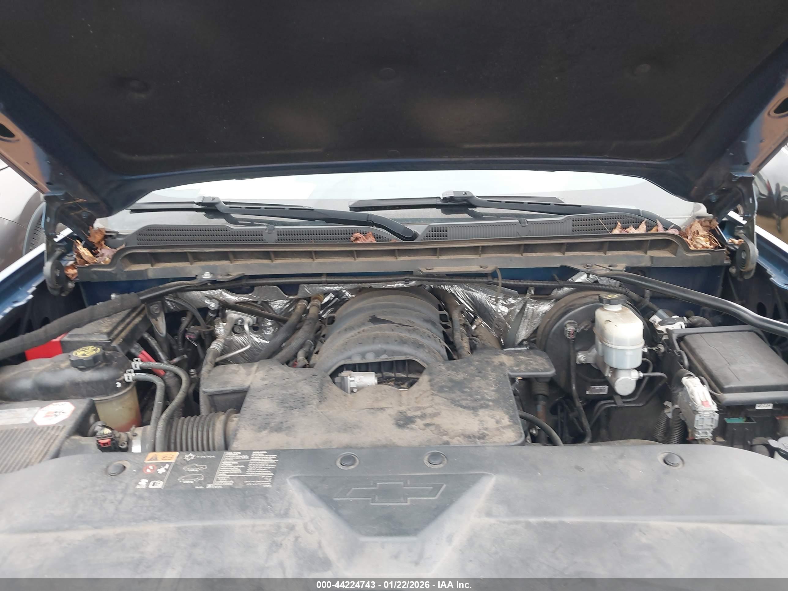 CHEVROLET SILVERADO image 10