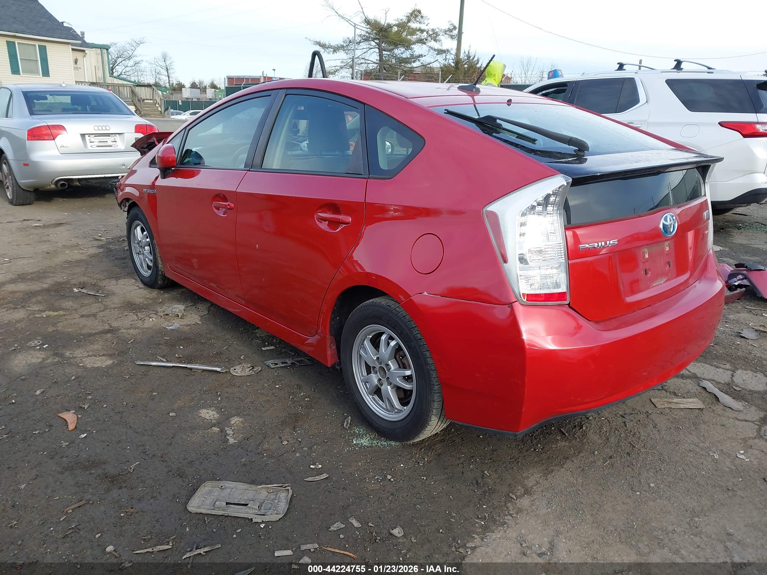 TOYOTA PRIUS image 3