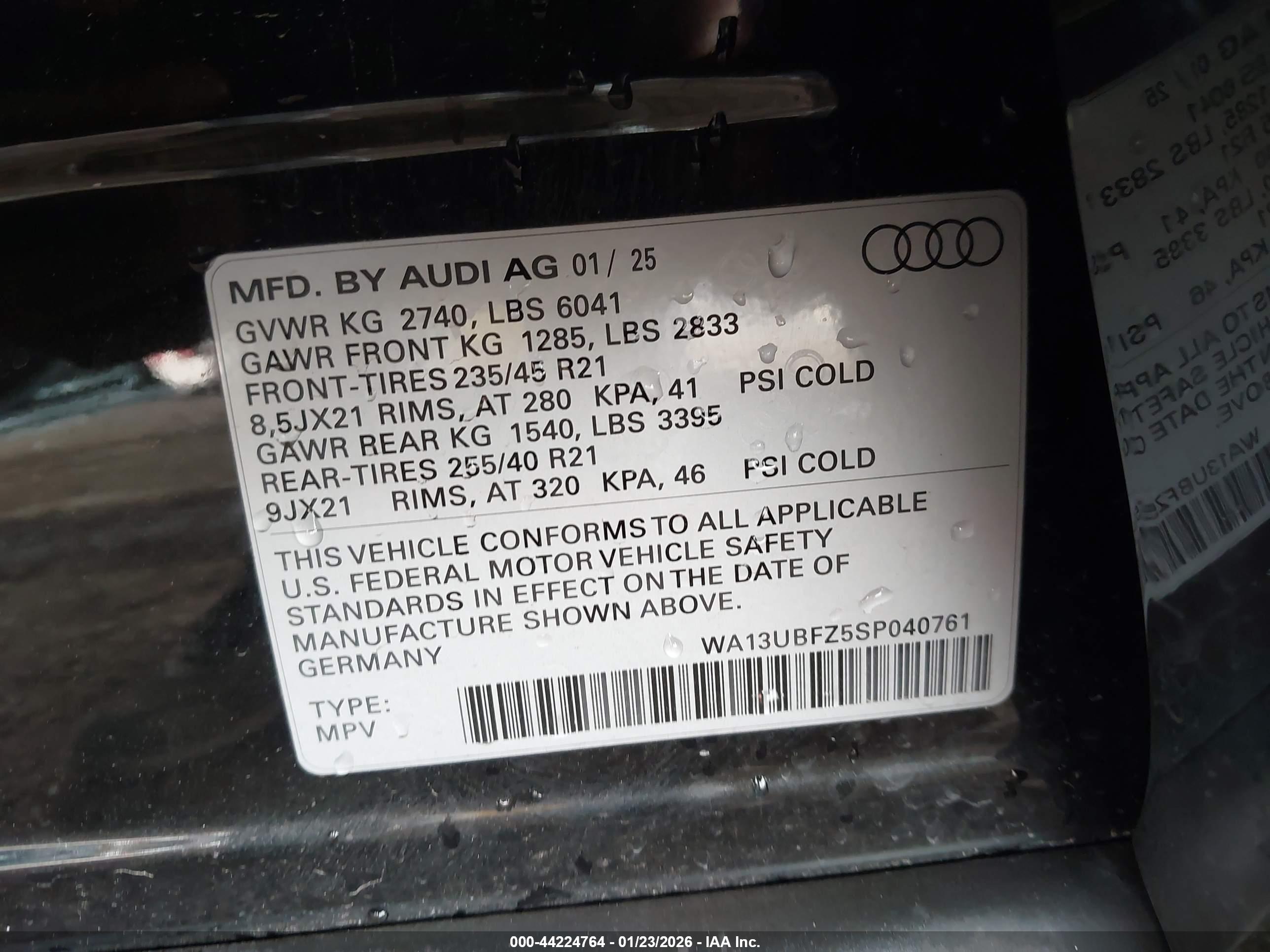 AUDI Q4 image 9