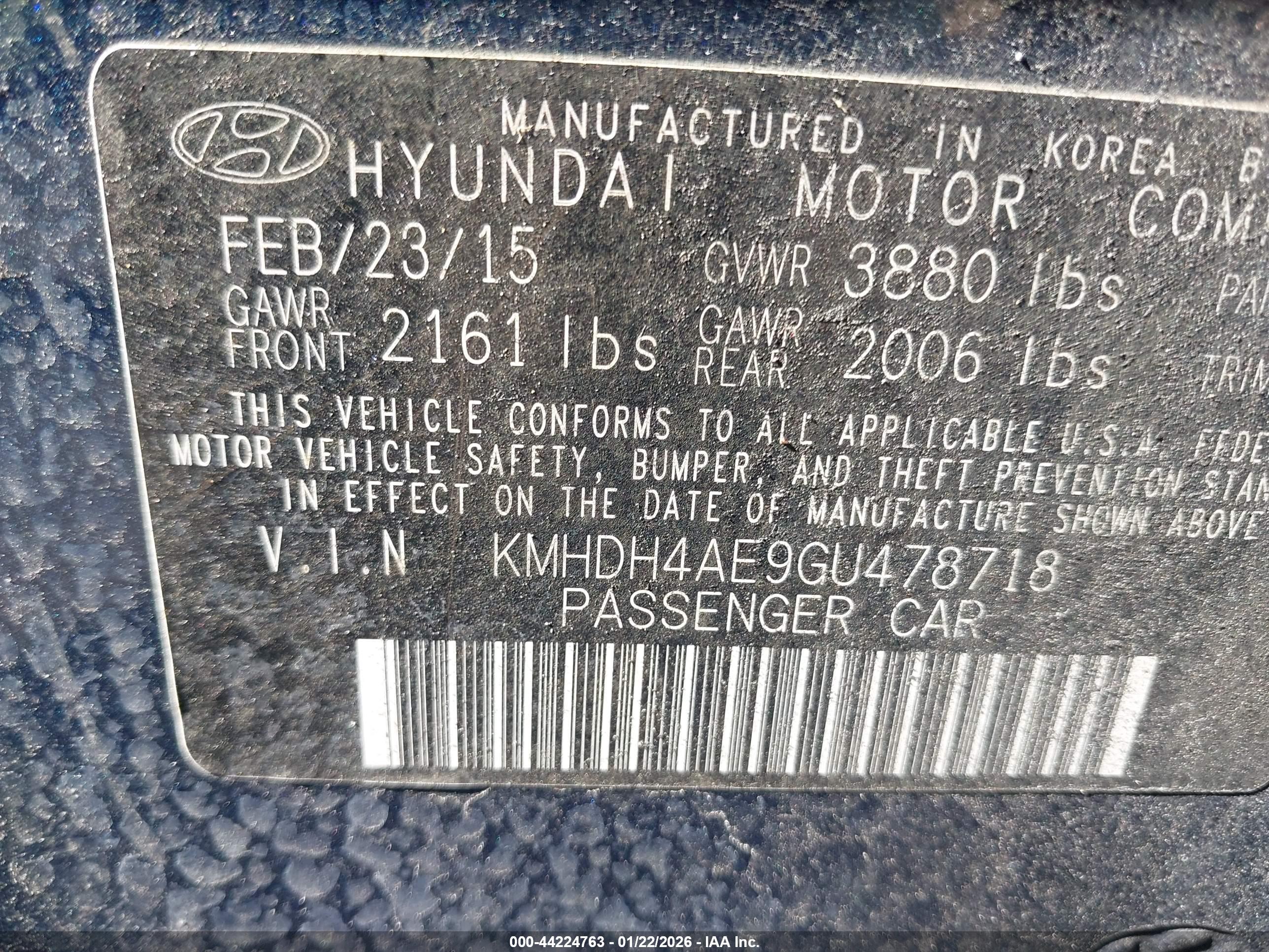HYUNDAI ELANTRA image 9