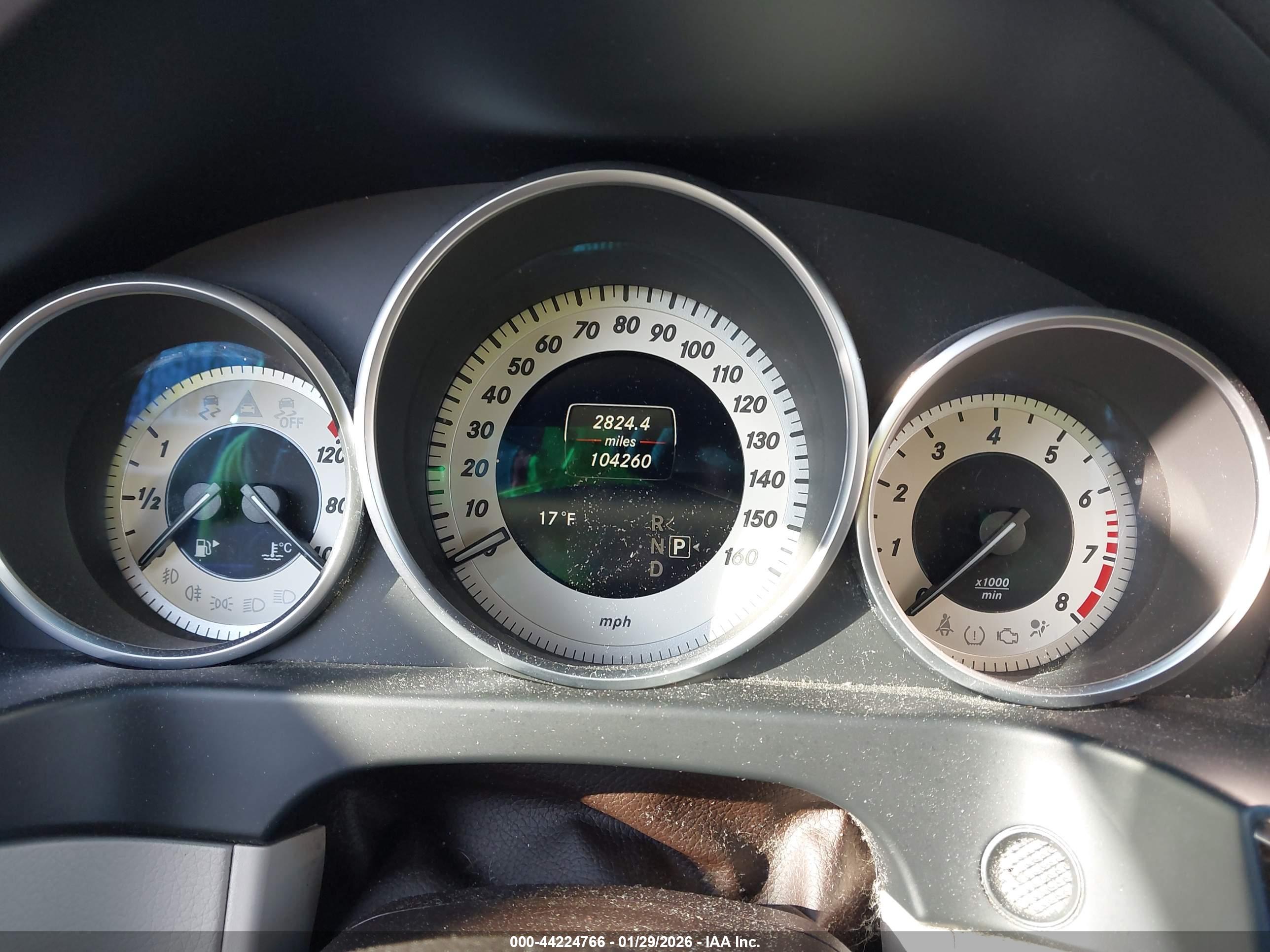 MERCEDES-BENZ E image 7