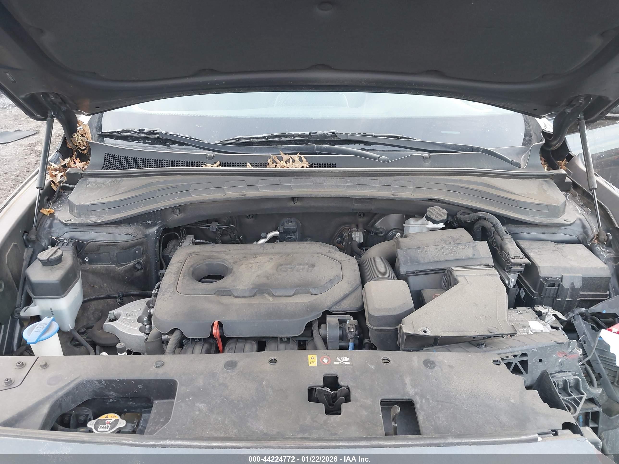 HYUNDAI SANTA image 10