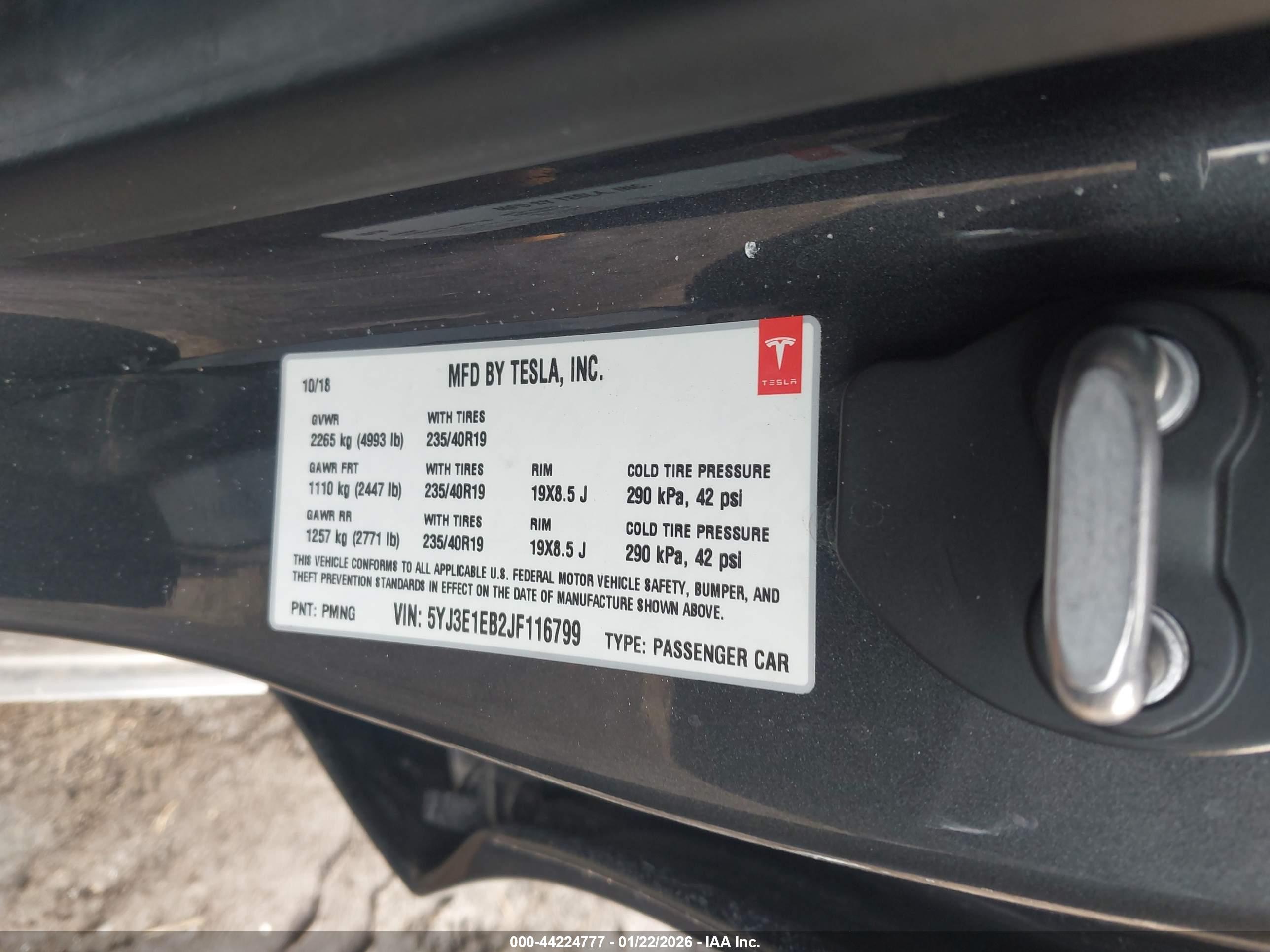 TESLA MODEL image 9