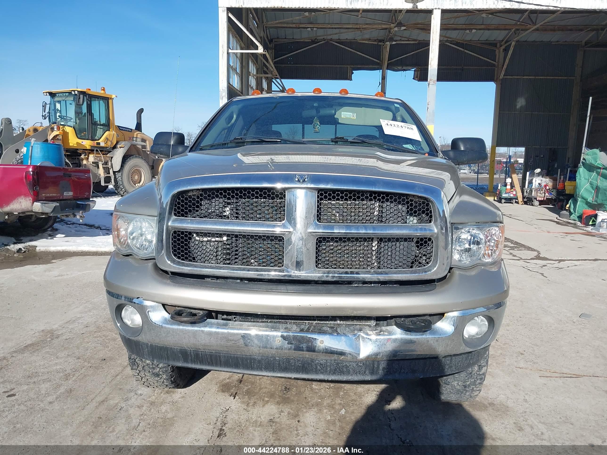 DODGE RAM image 6