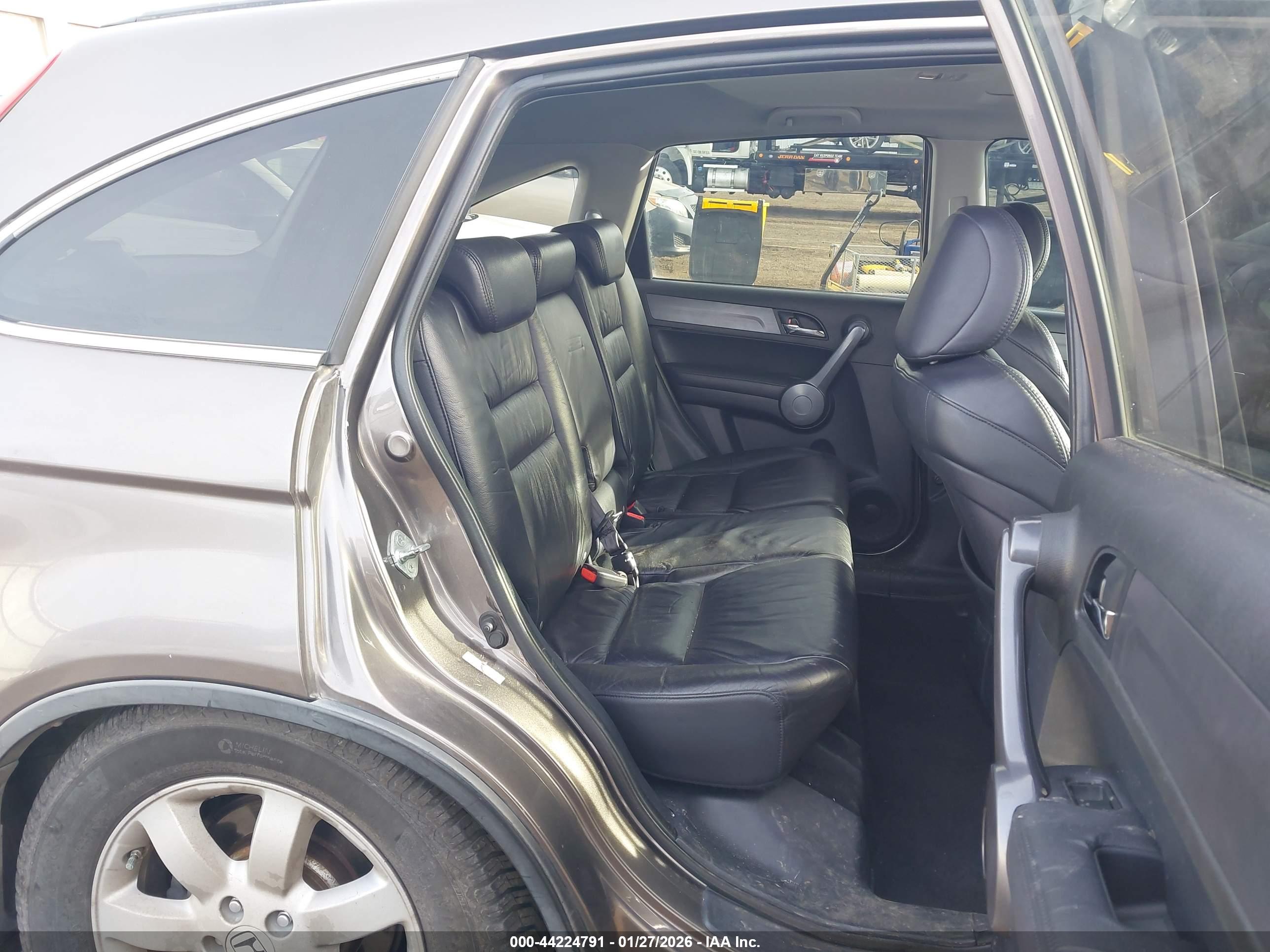 HONDA CR-V image 8