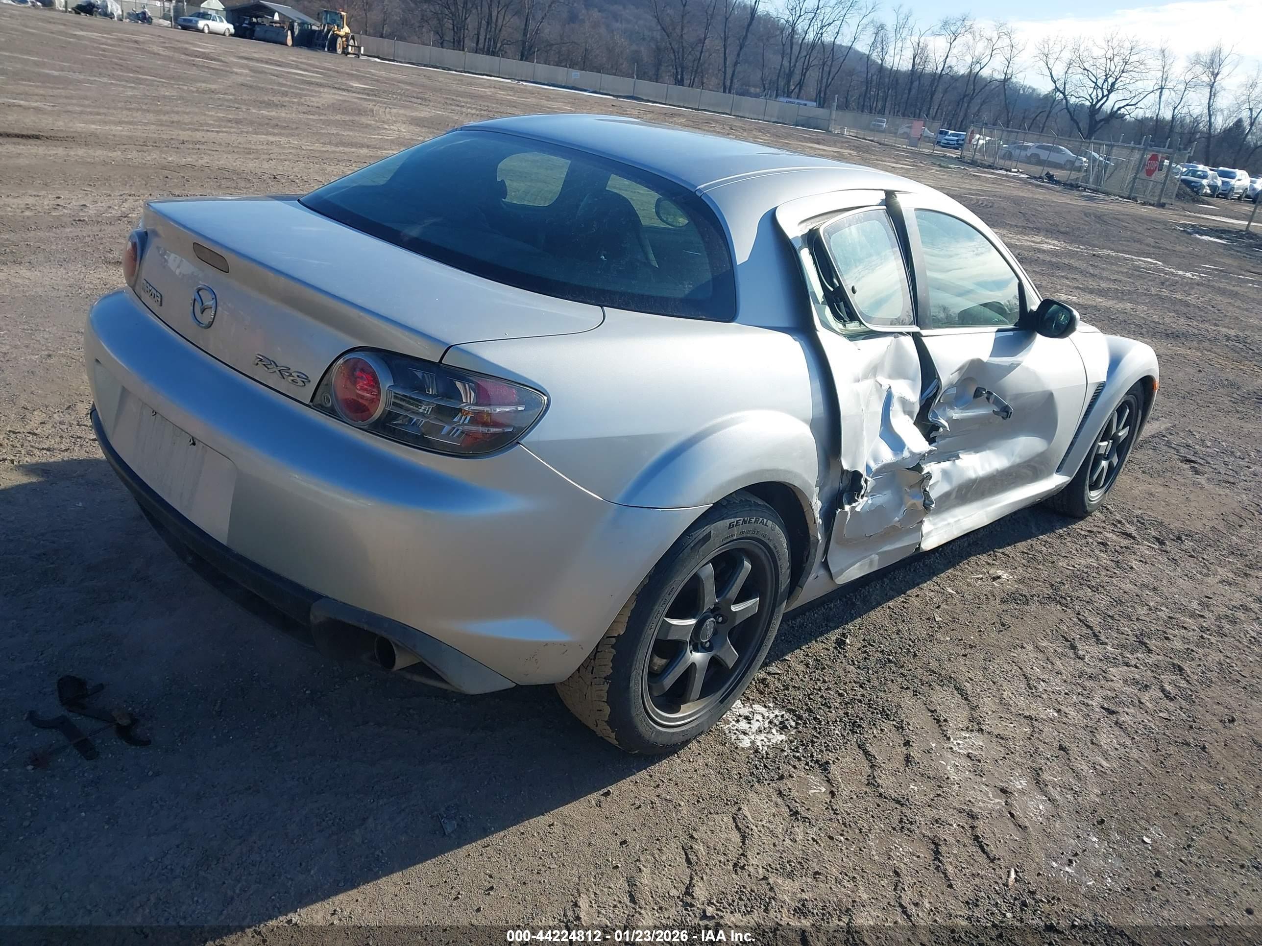 MAZDA RX-8 image 4