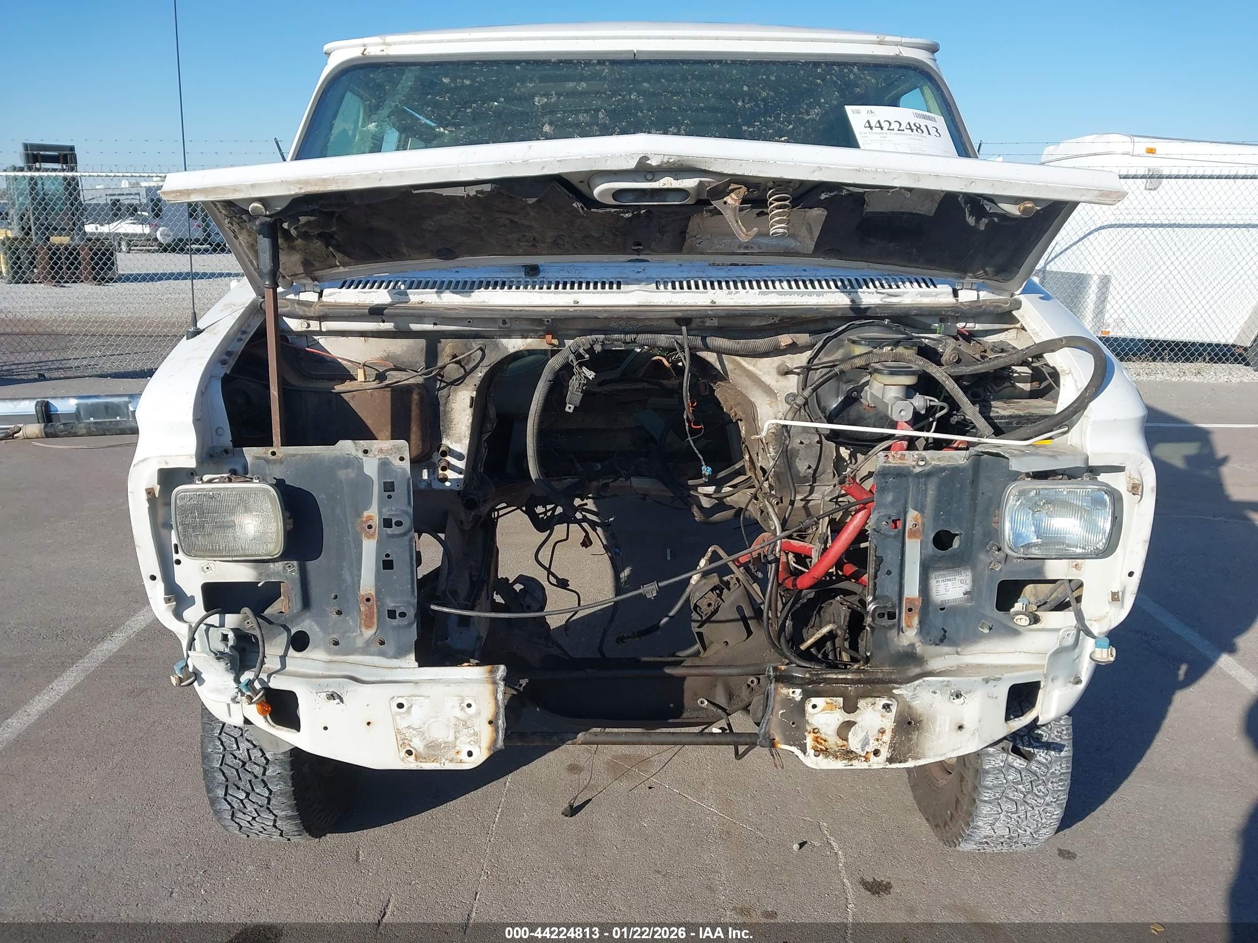 GMC VANDURA image 10