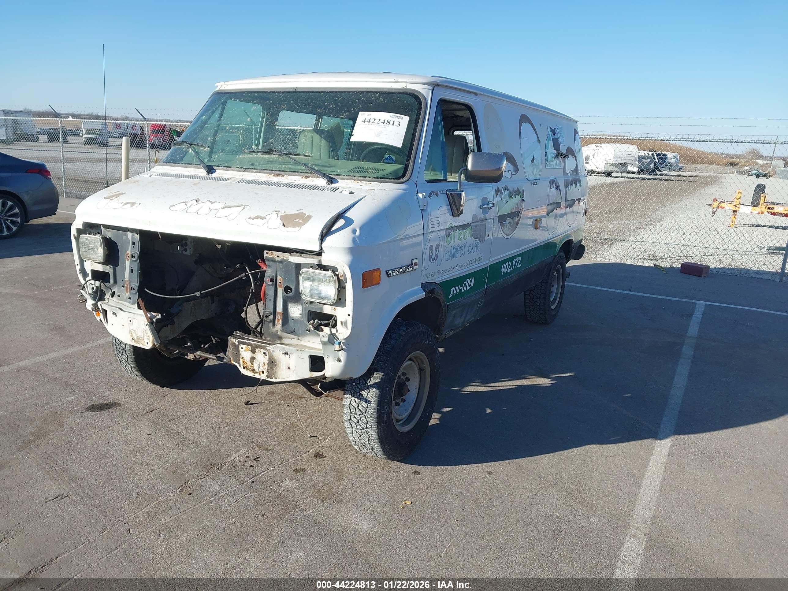 GMC VANDURA image 2