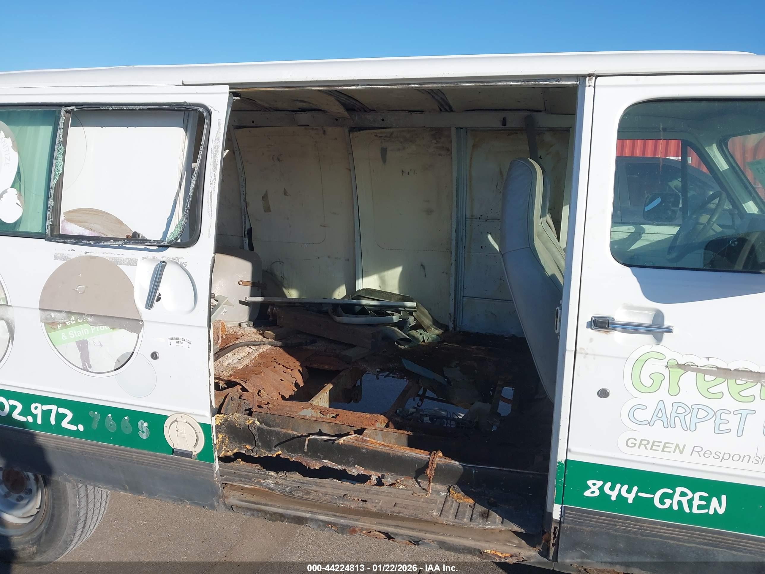 GMC VANDURA image 8