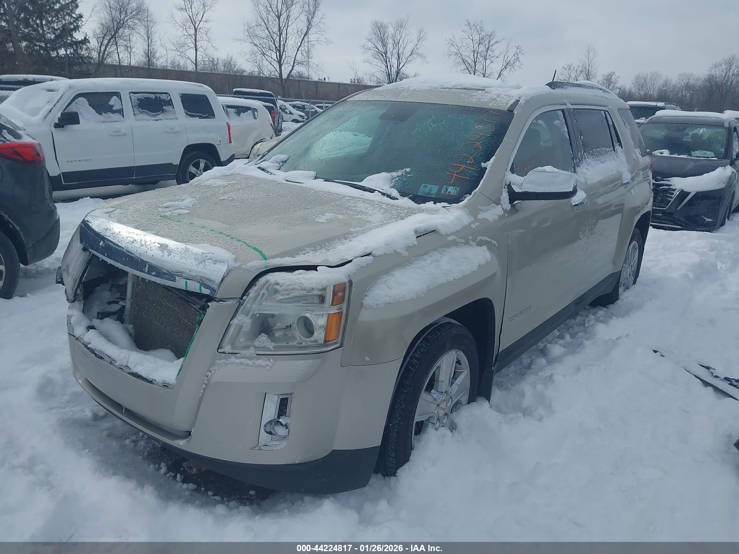 GMC TERRAIN image 2