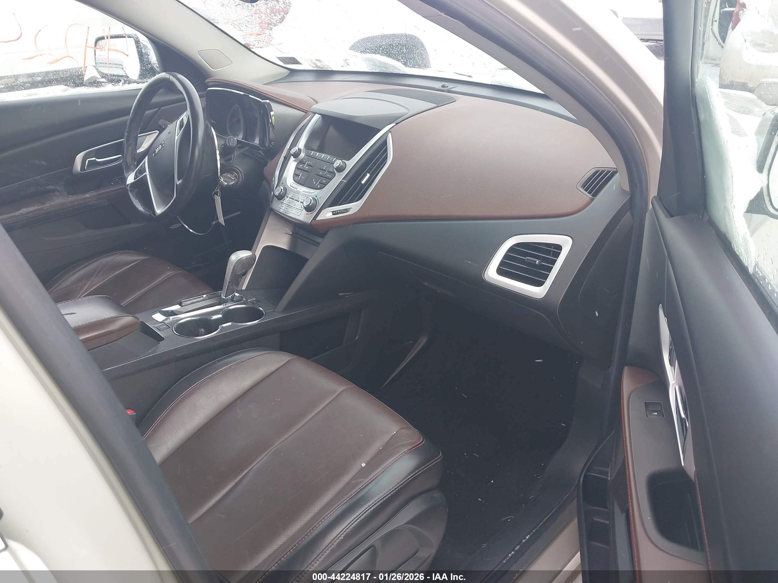 GMC TERRAIN image 5