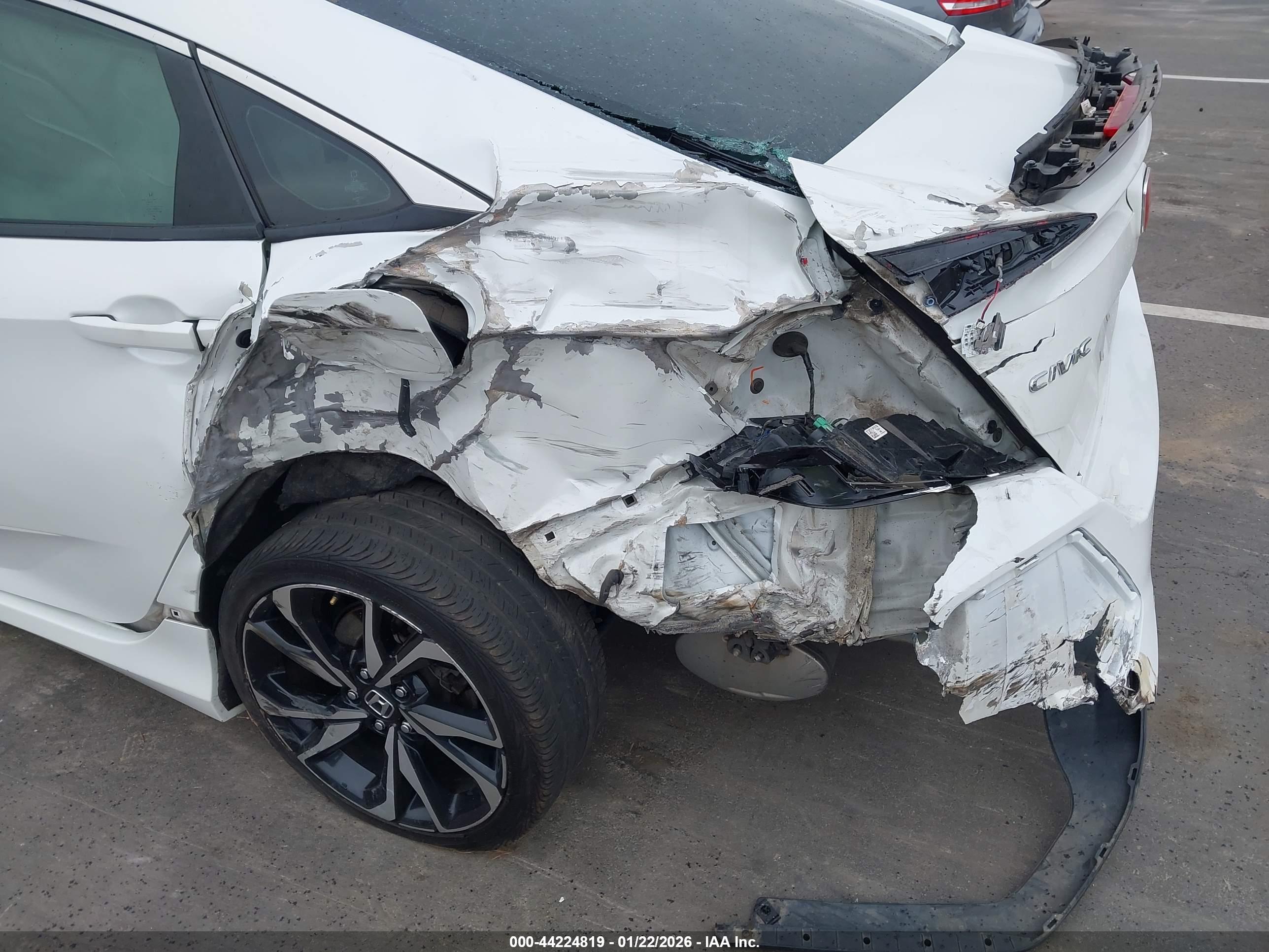 HONDA CIVIC image 6