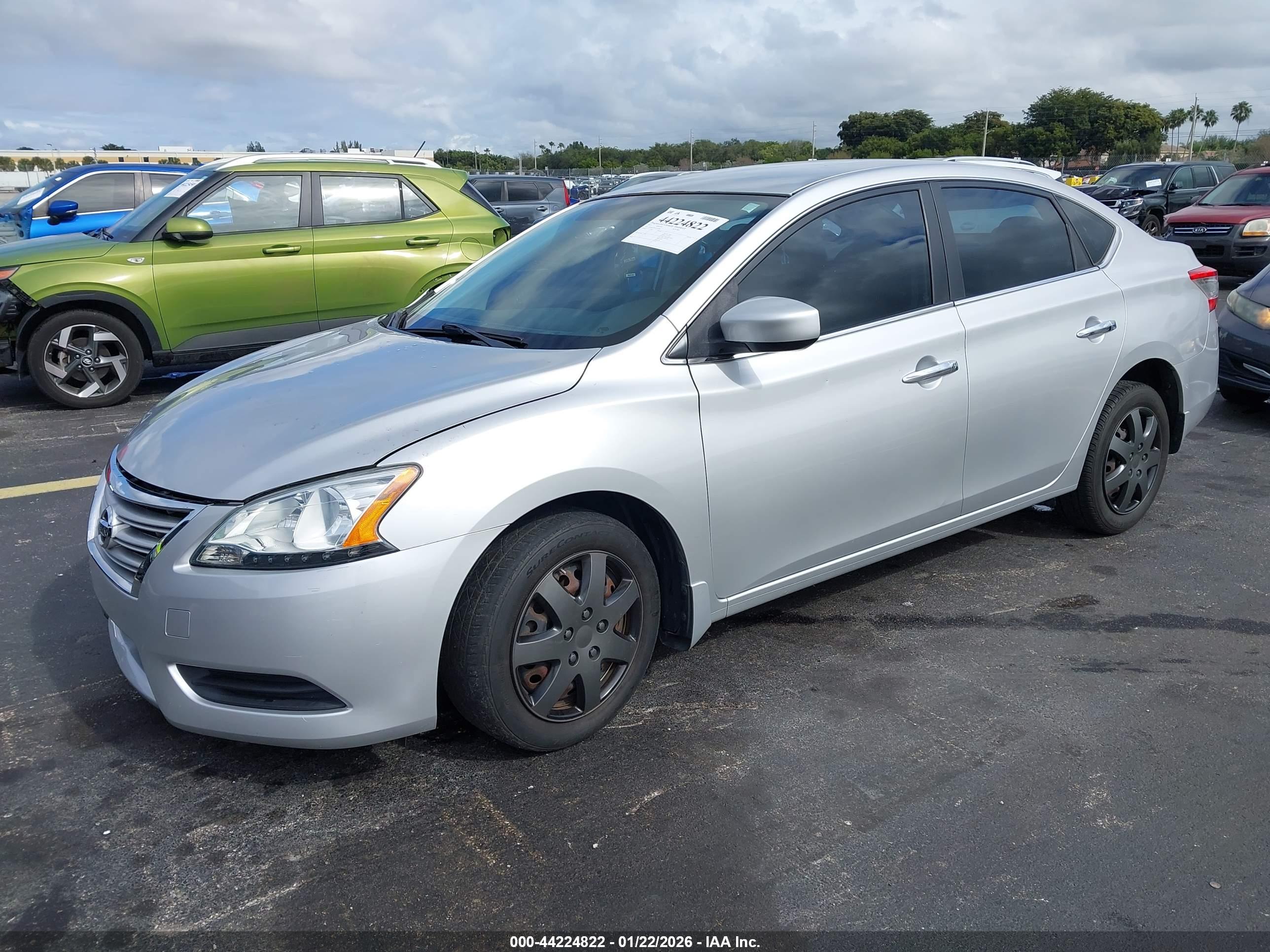NISSAN SENTRA image 2