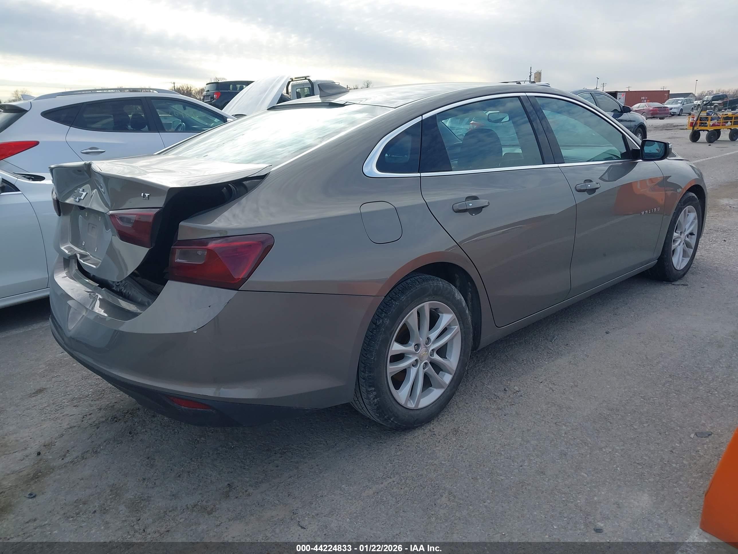 CHEVROLET MALIBU image 4