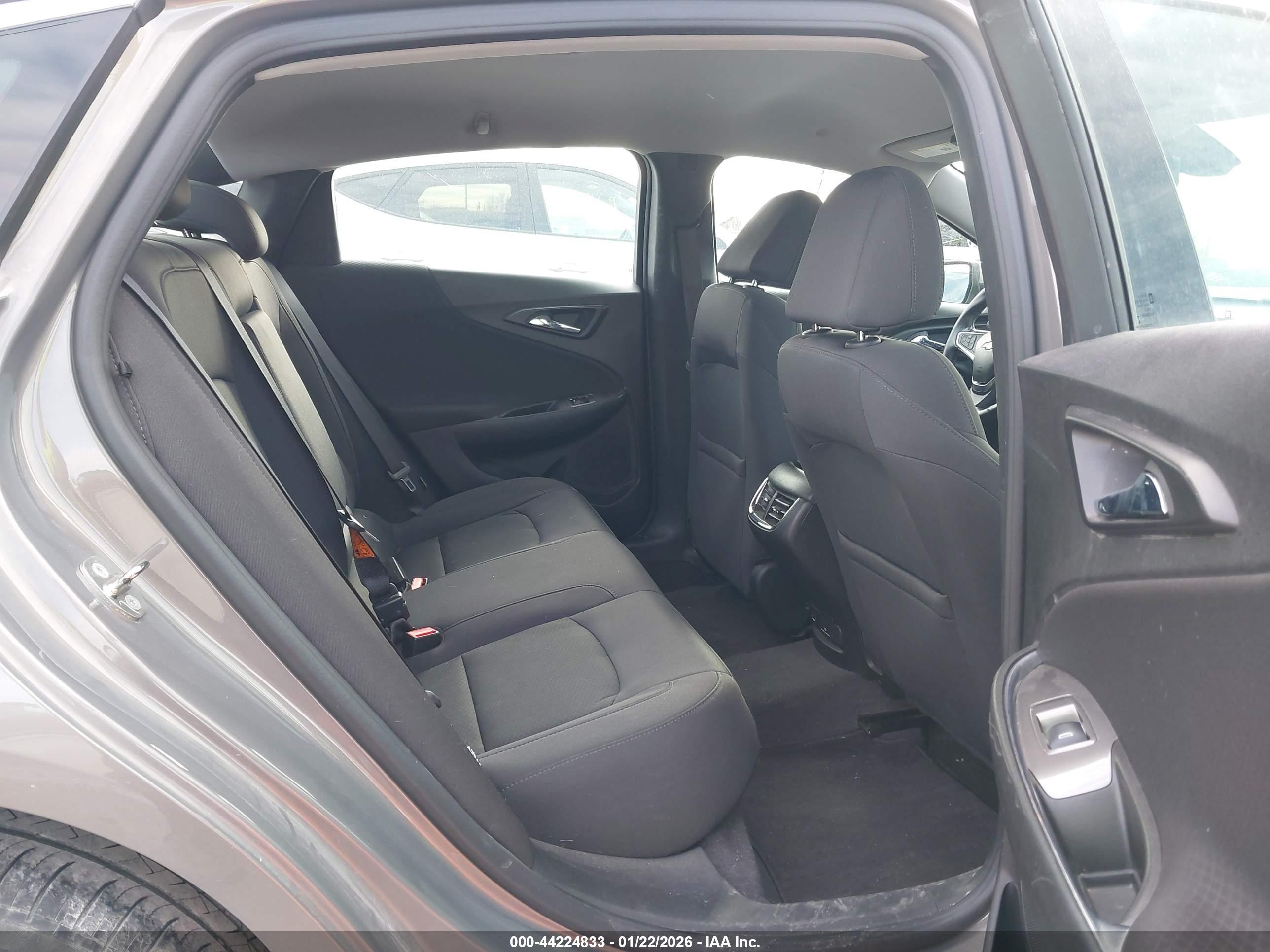 CHEVROLET MALIBU image 8