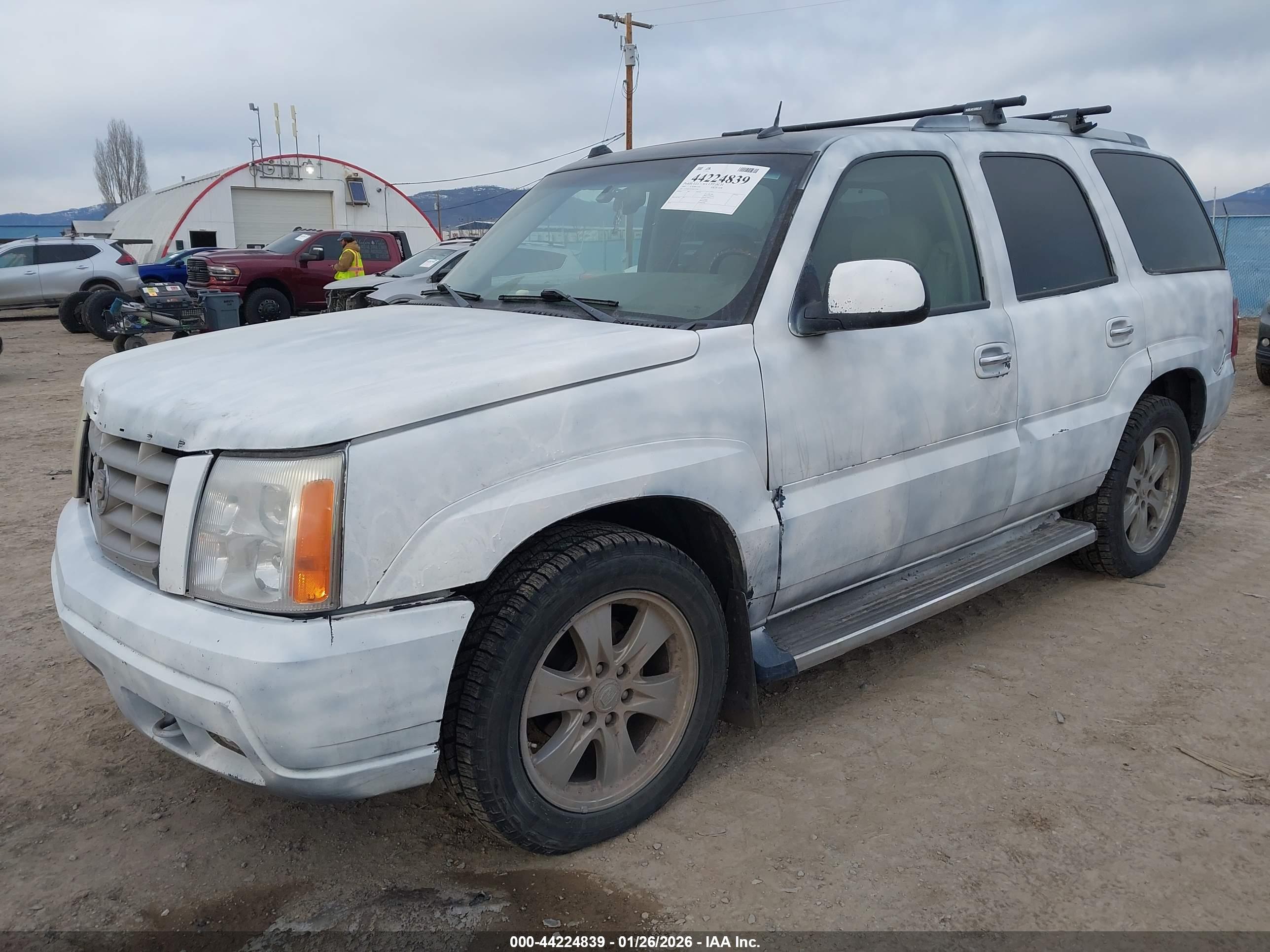 CADILLAC ESCALADE image 2