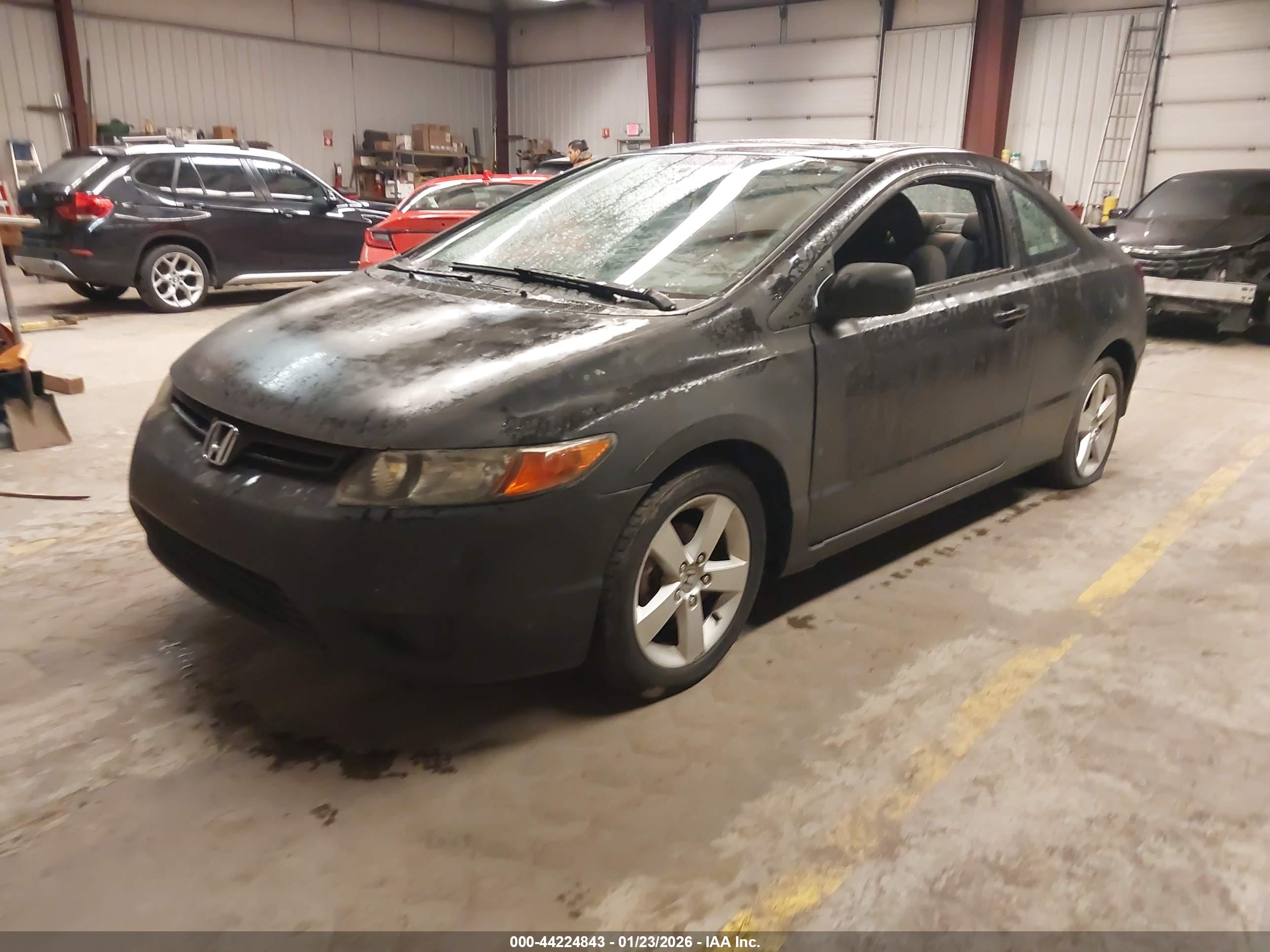 HONDA CIVIC image 2