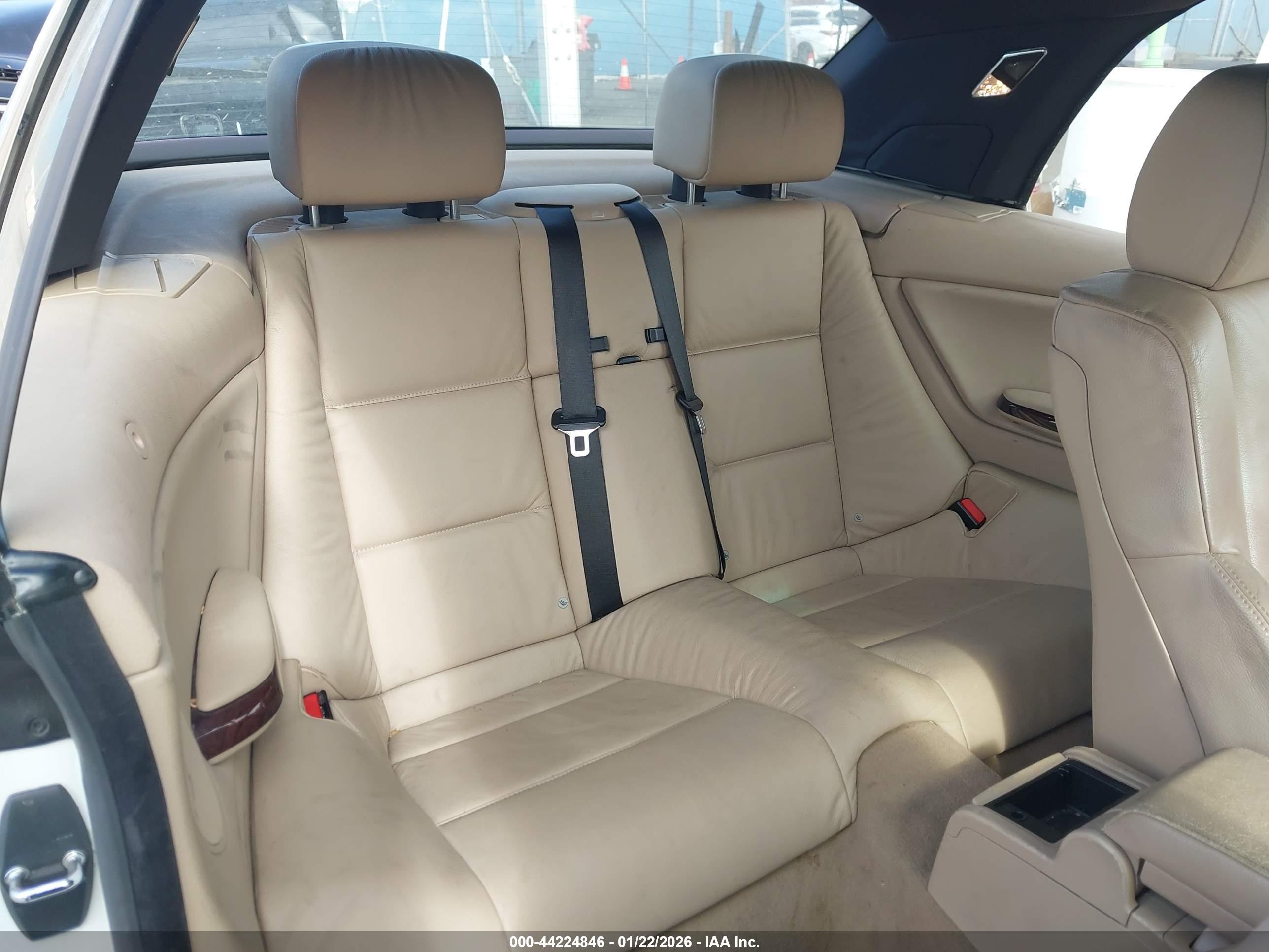 BMW 325CI image 8