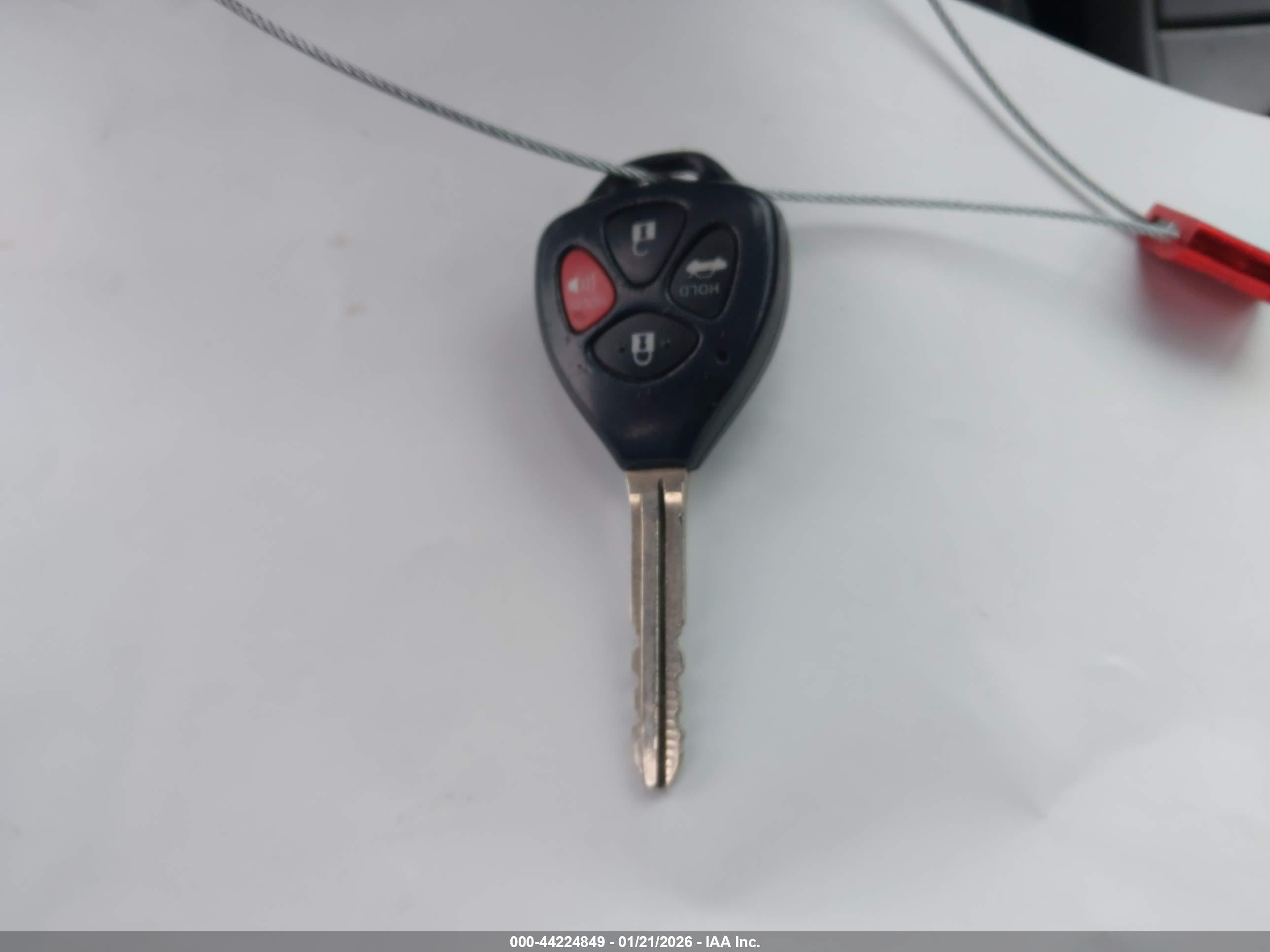 TOYOTA COROLLA image 11