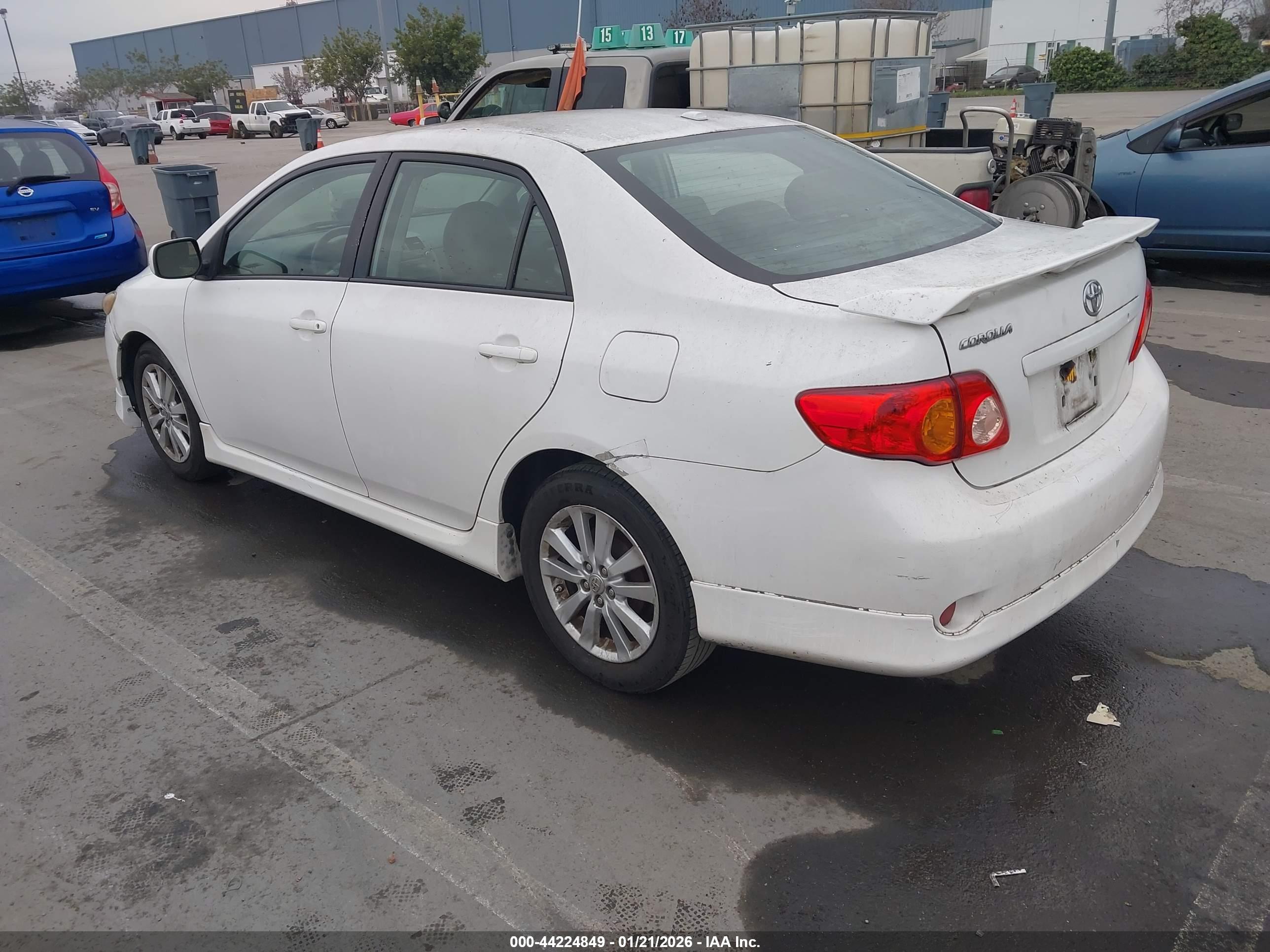TOYOTA COROLLA image 3