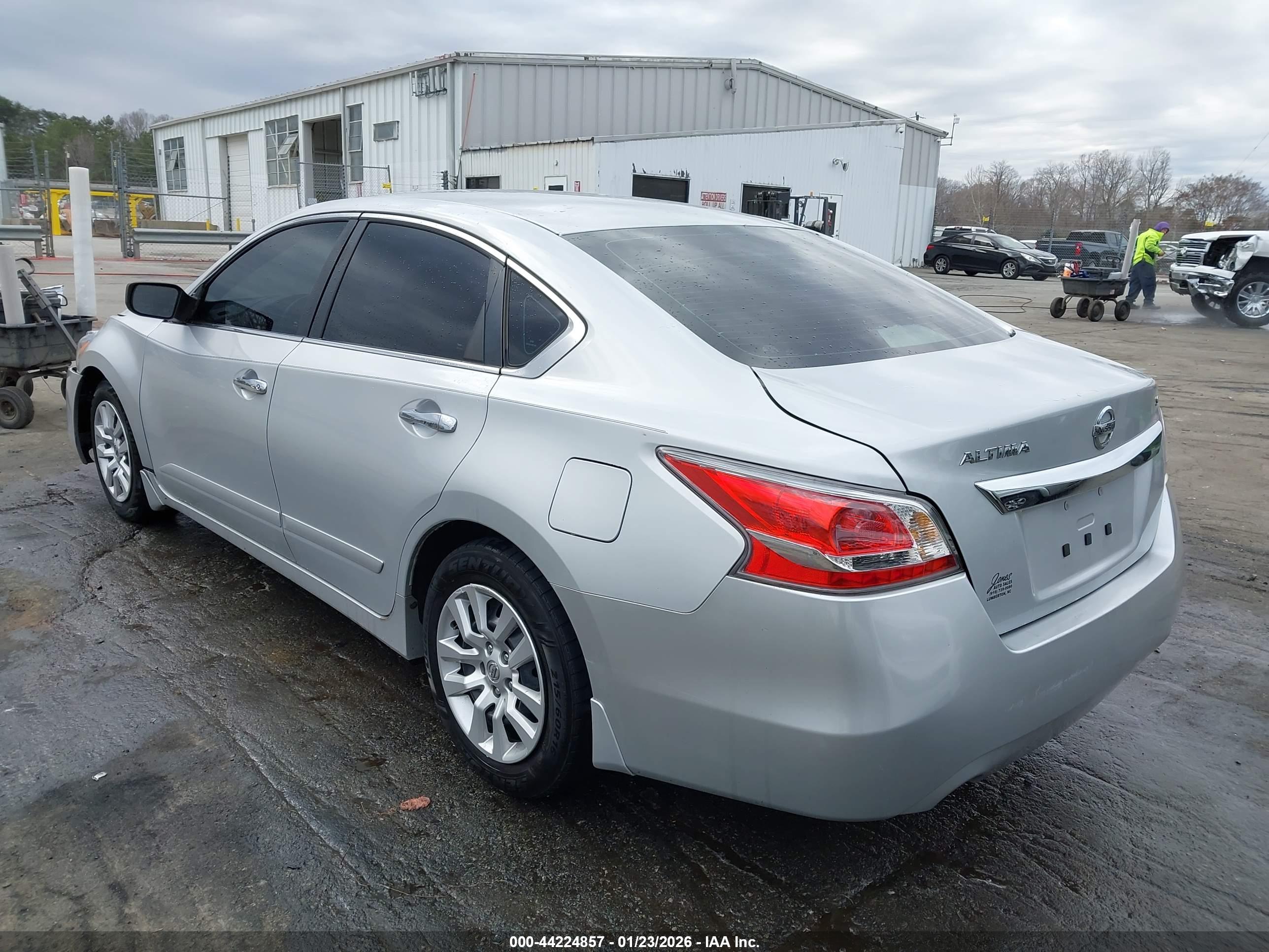 NISSAN ALTIMA image 3