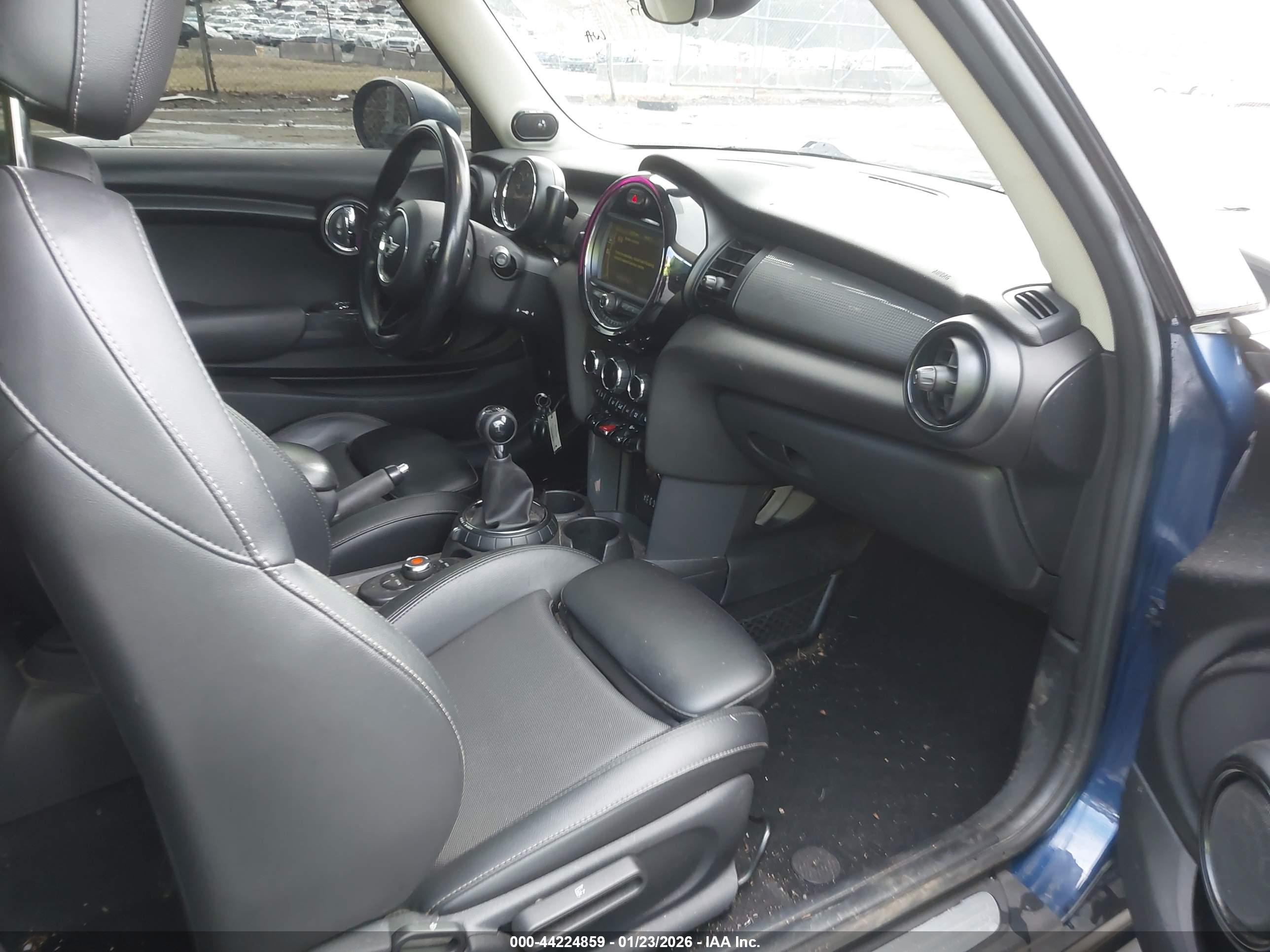 MINI HARDTOP image 5